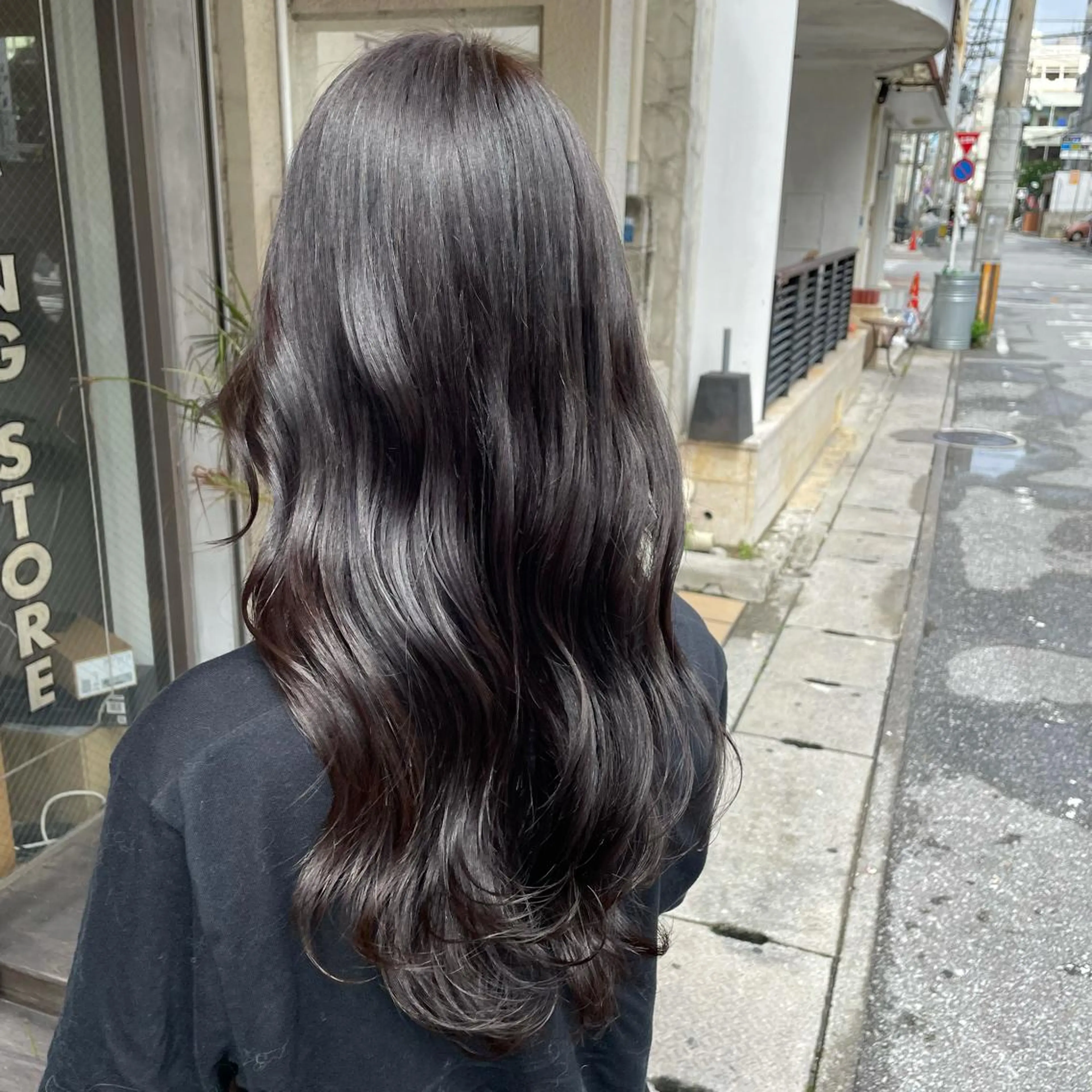 ロング カラー ヘアカラー miloc那覇 MIKUのヘアスタイル