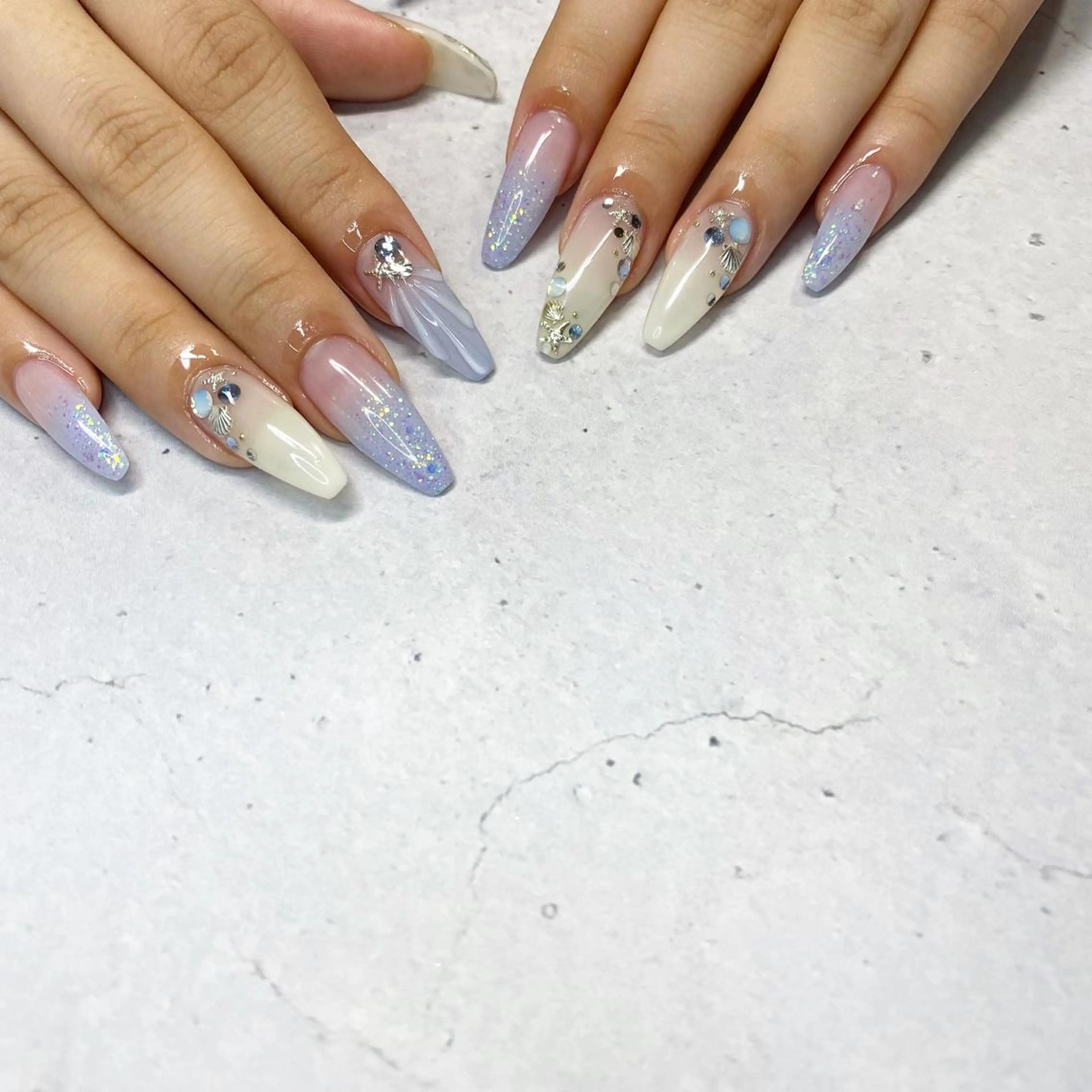 ネイル ハンドネイル nailsalon Cee【橿原市】のネイルデザイン