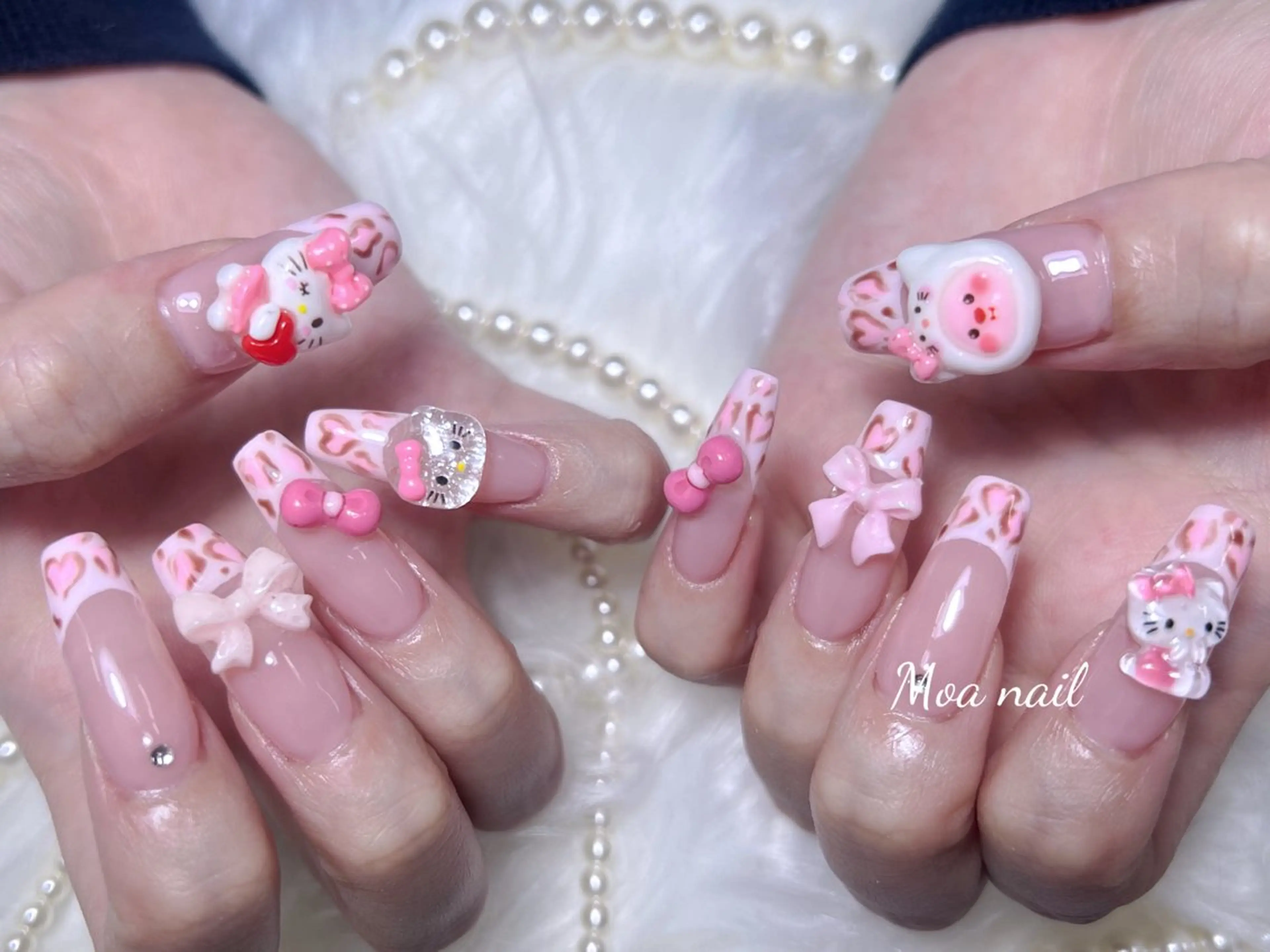 ネイル 長さ出し フレンチネイル ガラスフレンチ キラキラネイル リボン ハンドケア Moa nailのネイルデザイン