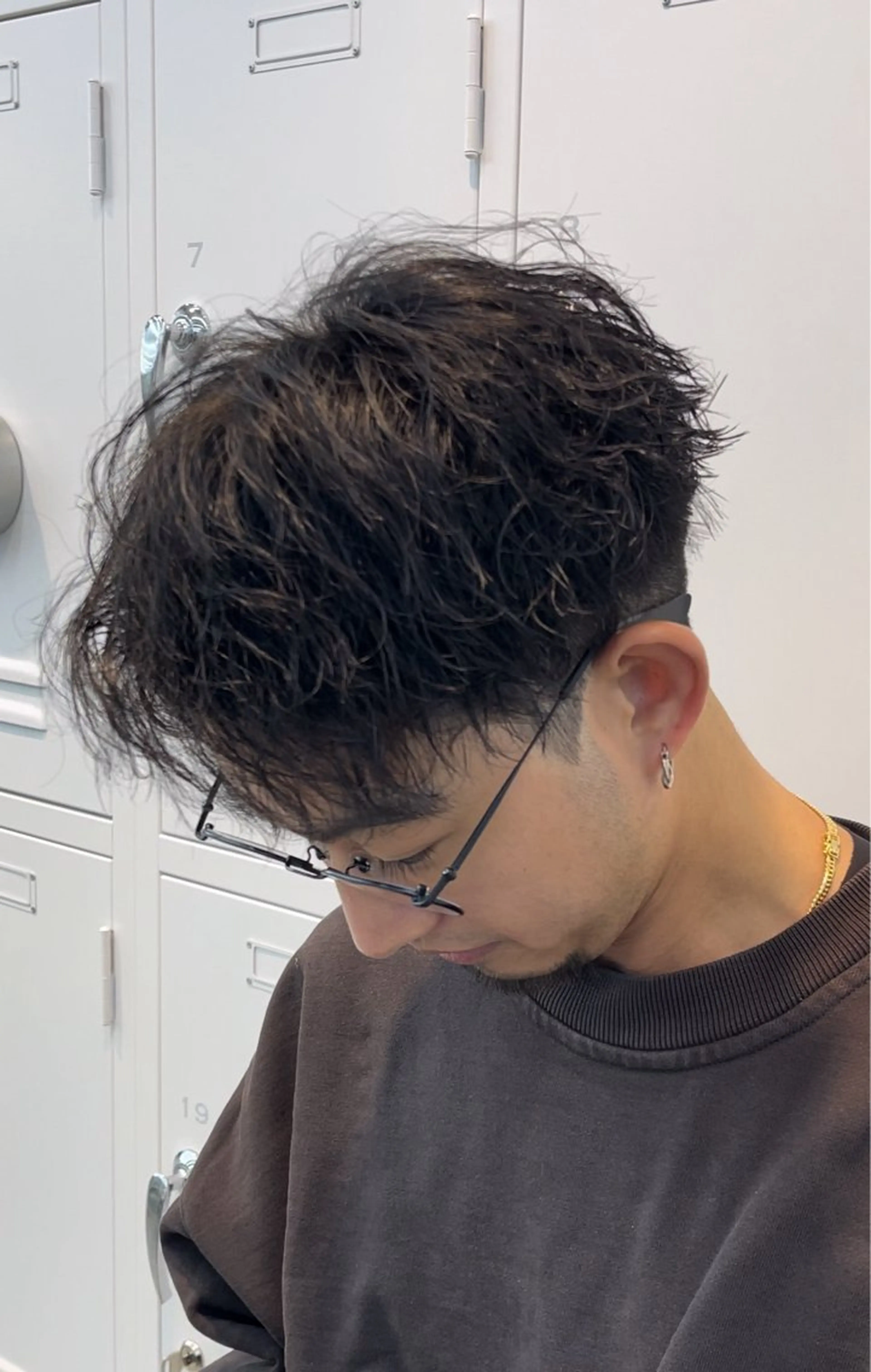 ショート カラー パーマ メンズ キッズ メンズパーマ ツイストスパイラルパーマ スパイラルパーマ メンズパーマ｜波 巻き｜栄💗haruのヘアスタイル