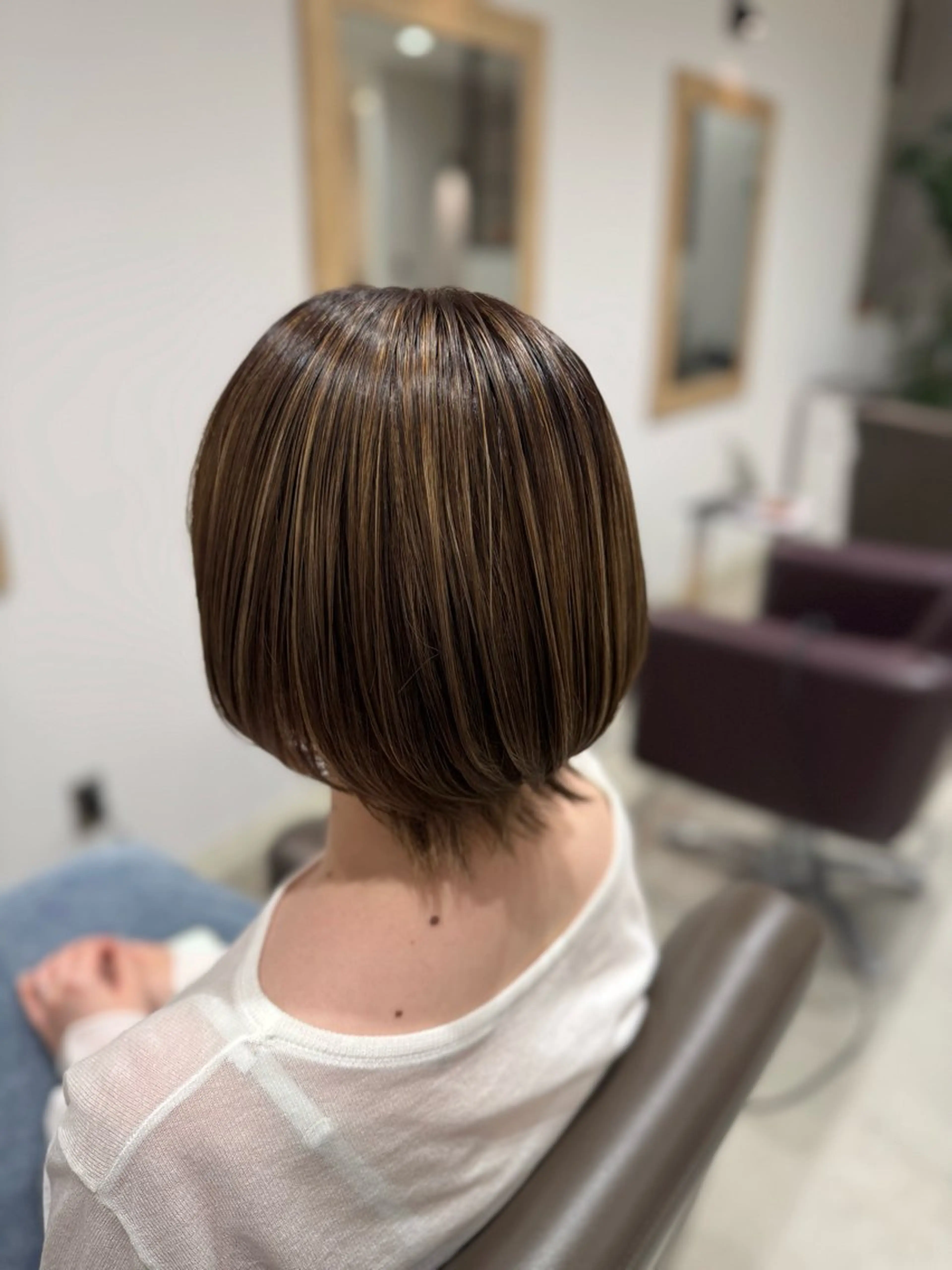 ショート カラー ショートボブ ベージュカラー ハイライトカラー ボブ 伸ばしかけ カット ヘアカラー トリートメント May hair【メイヘア】所属・サイトウ ヒトミ 【メイヘア】のヘアスタイル