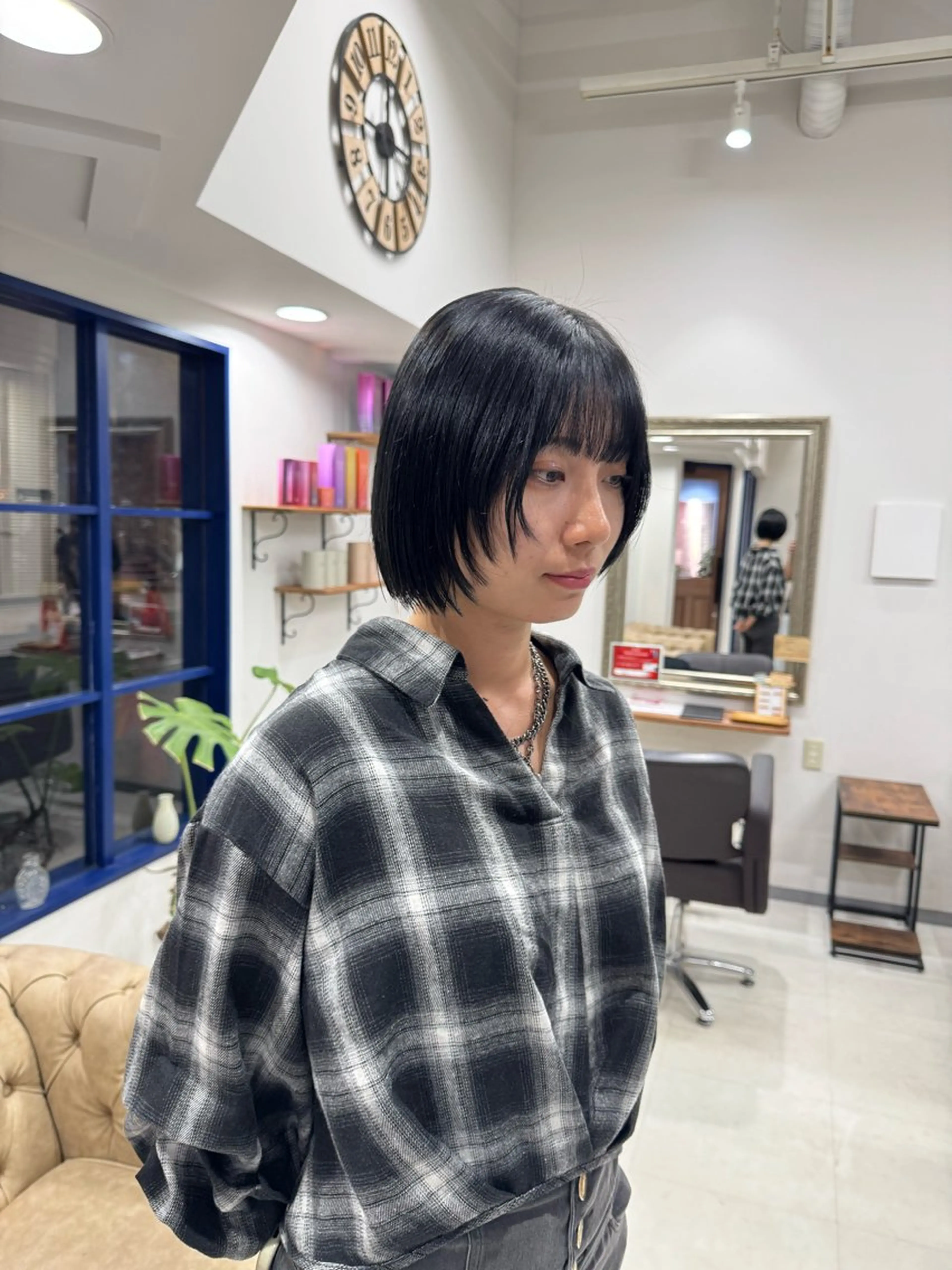 ショート ボブ 顔周りカット レイヤーカット カット 村山 豪歩のヘアスタイル