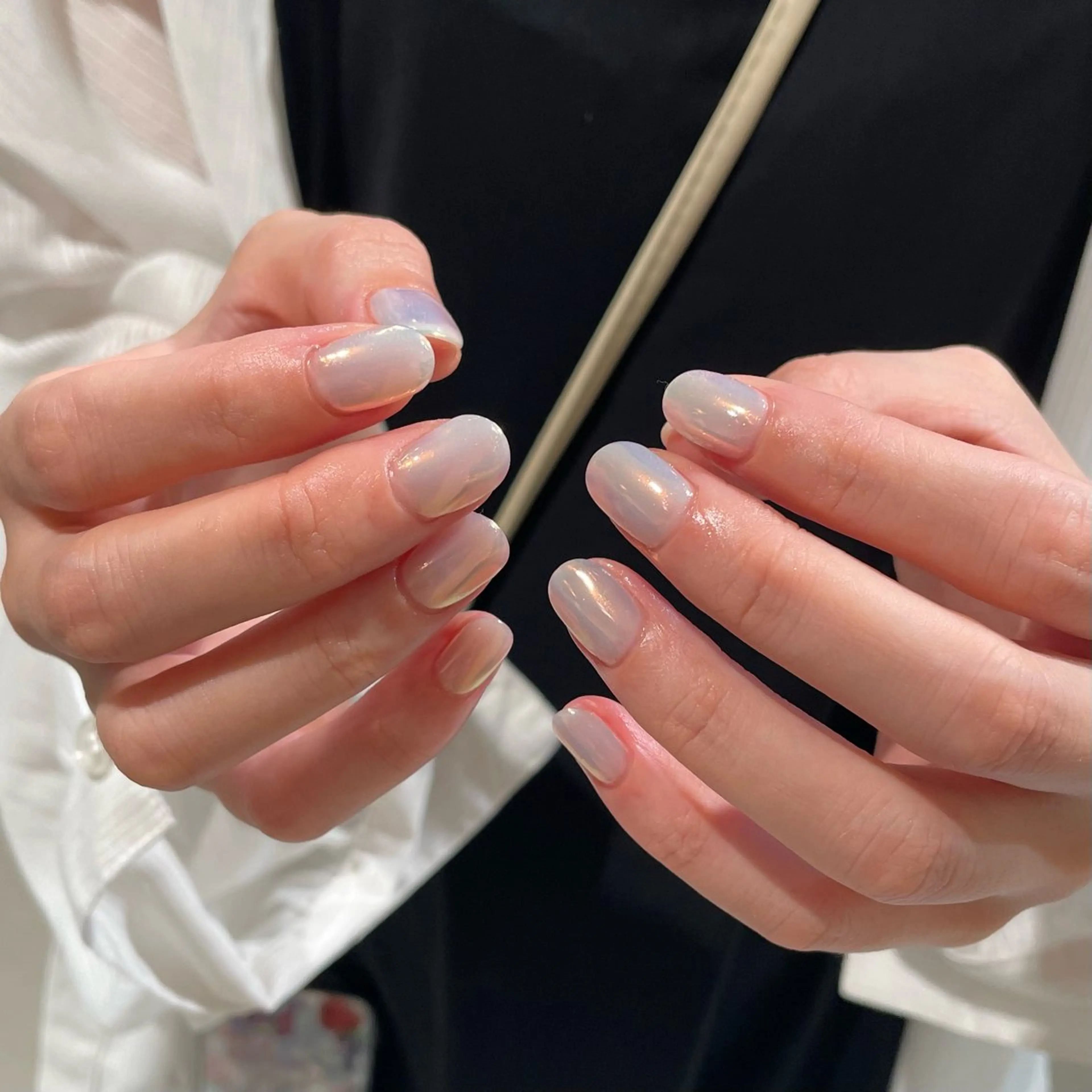 ネイル オーロラネイル 赤色 ハンドネイル Ishii イシイのネイルデザイン