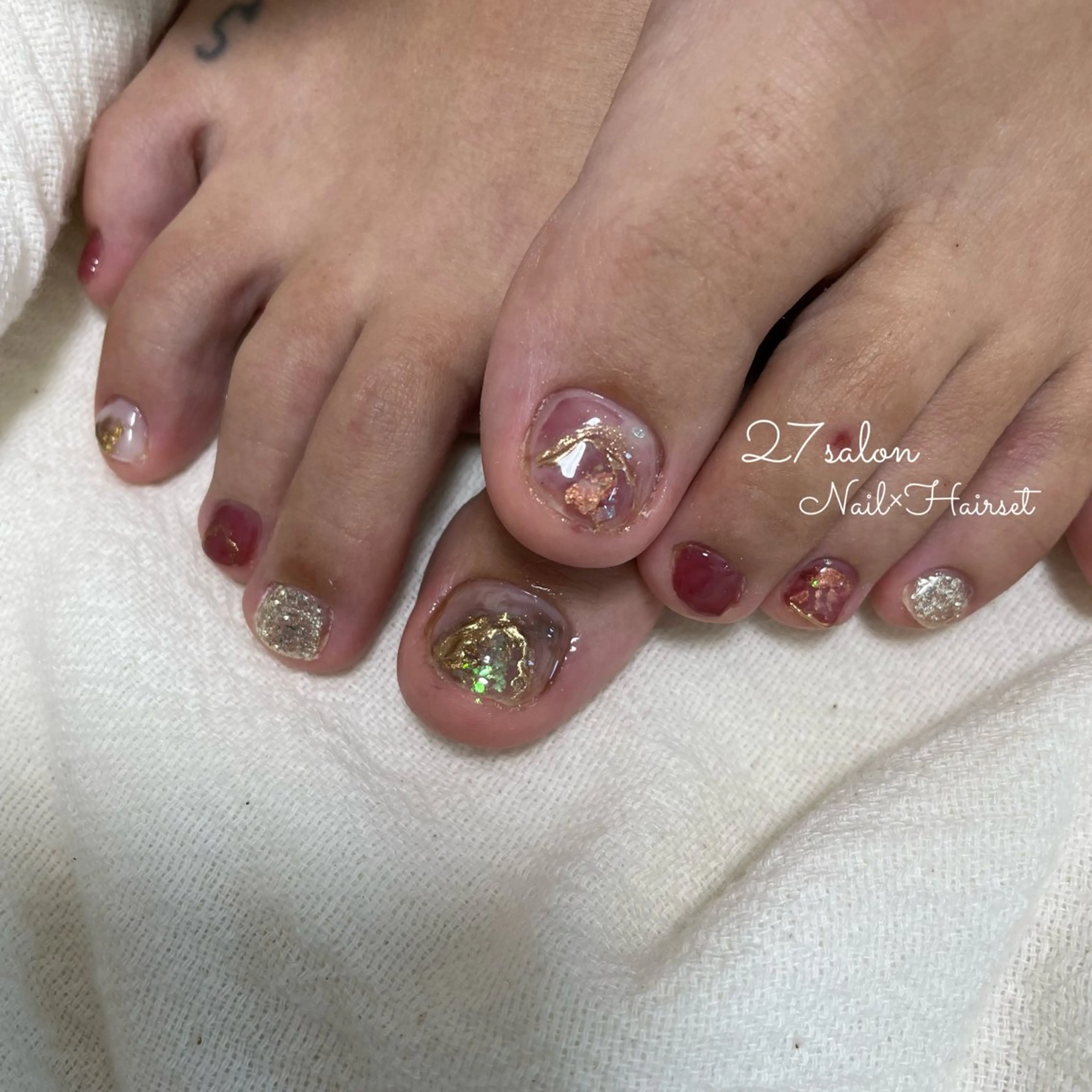 ネイル フットネイル ニュアンスネイル 27salon yuinaのネイルデザイン