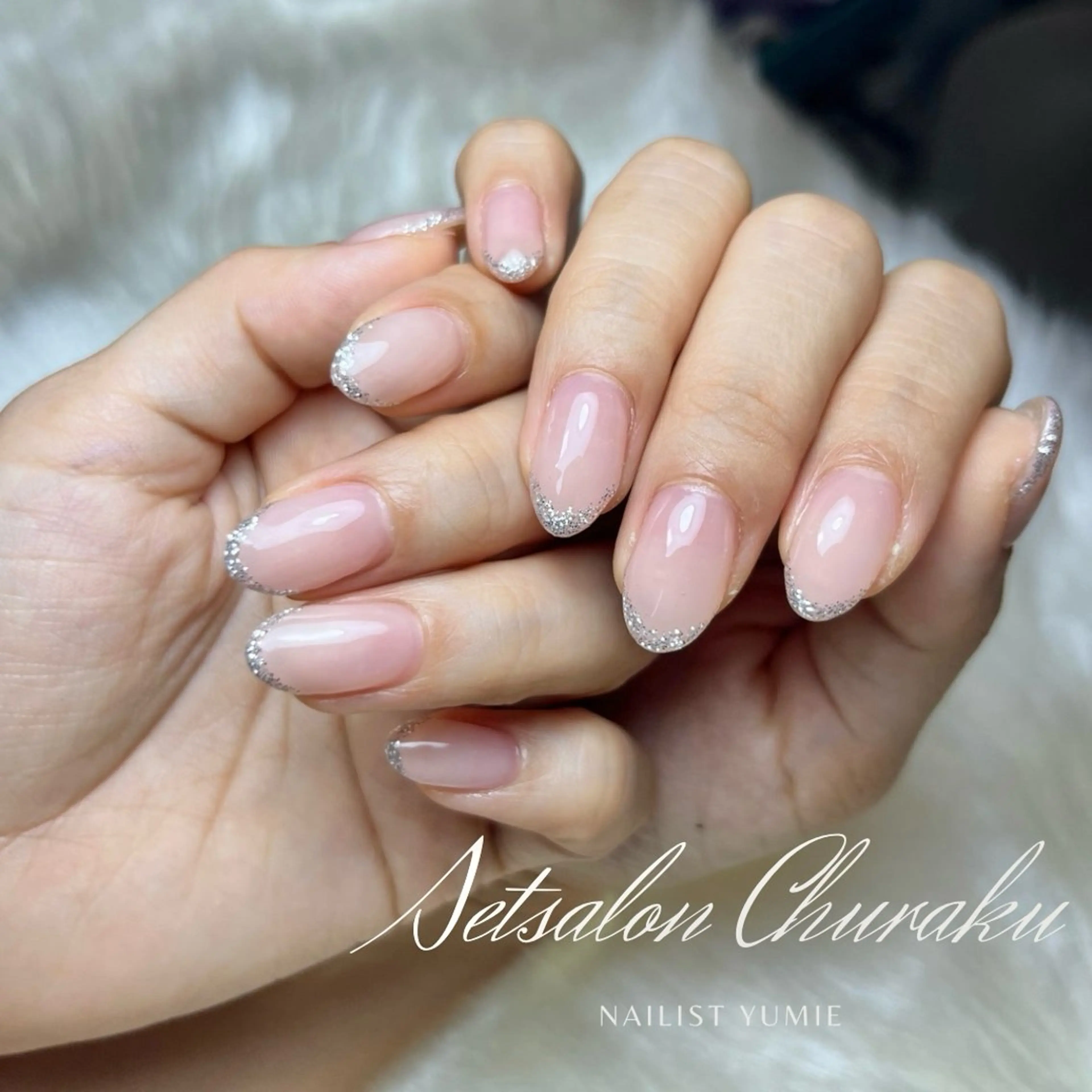 ネイル ラメ(グリッター) シンプルネイル Setsalon Churaku Nailist Yumie所属・【沖縄市安慶田】 🤍Yumieのネイルデザイン