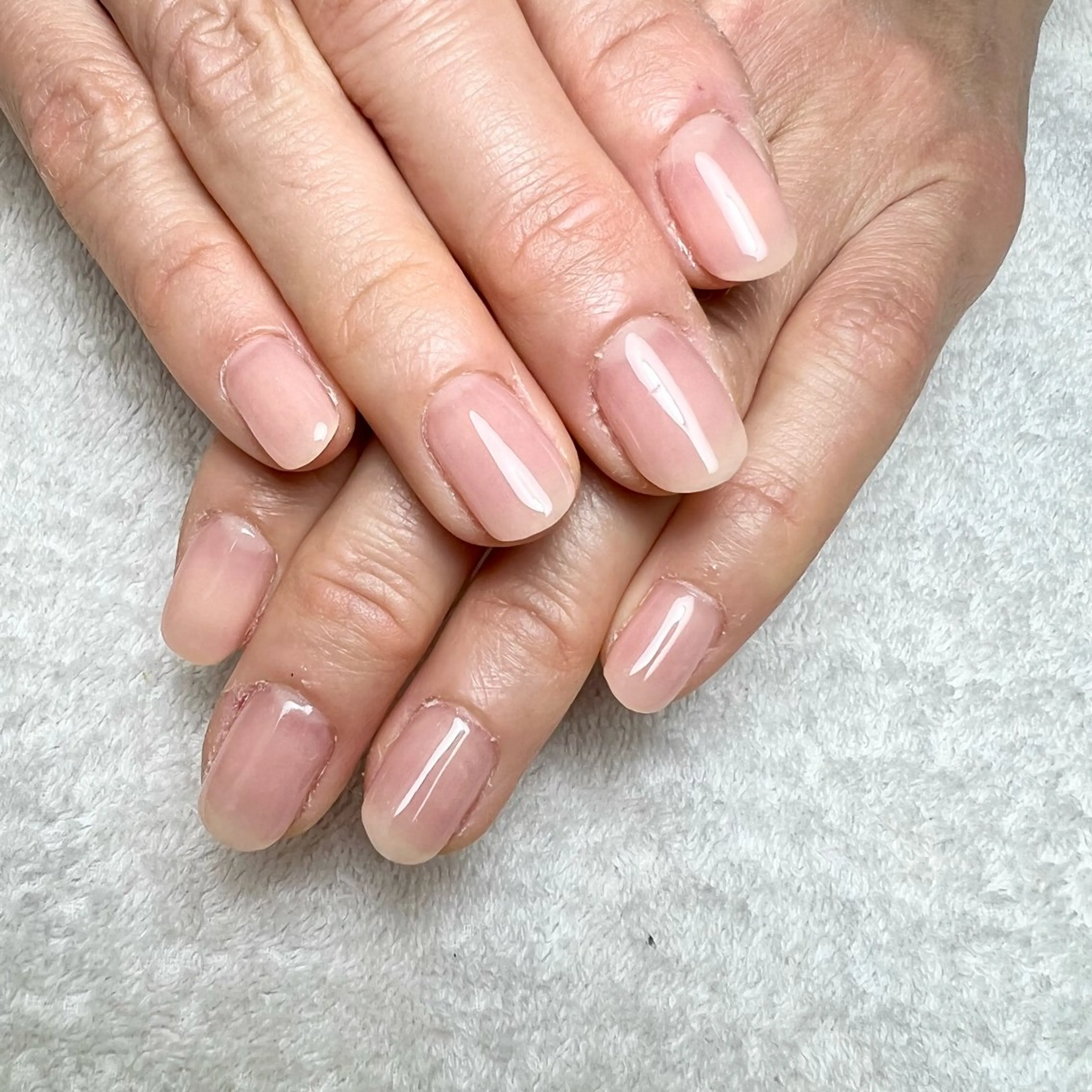 ネイル ワンカラーネイル シンプルネイル ハンドネイル COCO+所属・COCO +のエステ・リラクイメージ