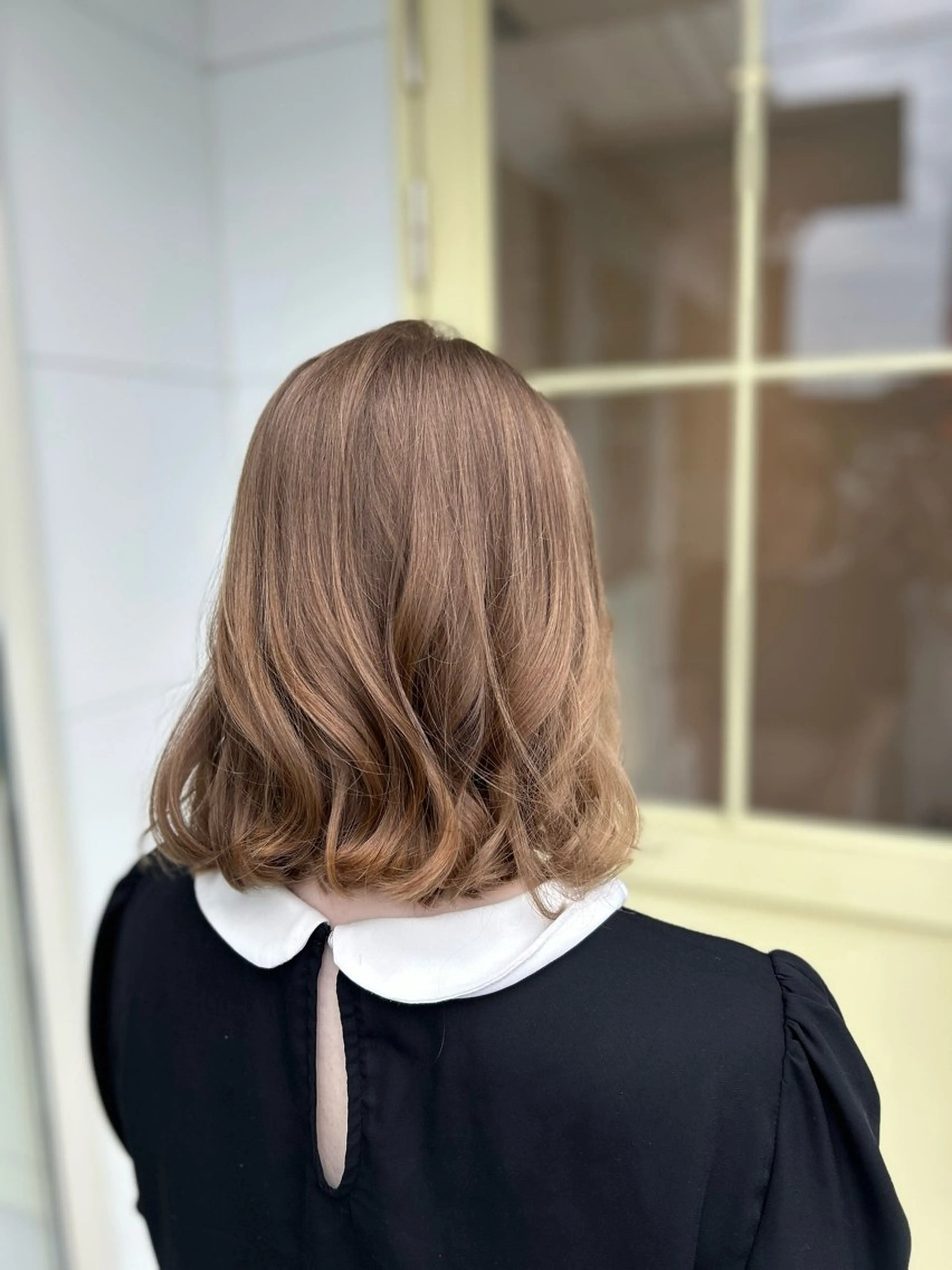 ミディアム AFLOAT SAYURIのヘアスタイル