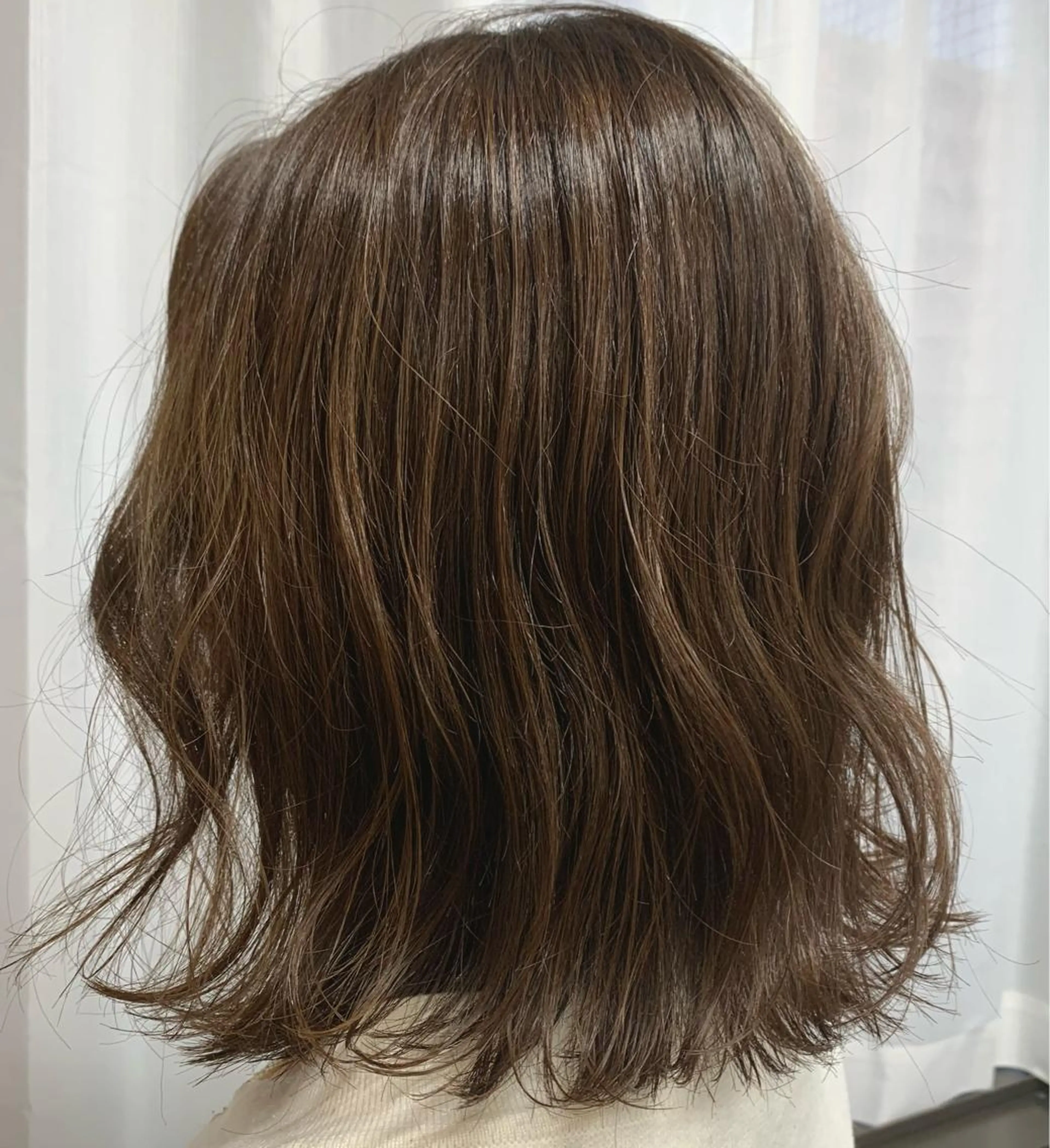 ミディアム カラー TriumpH天王寺店【ミルボンAujua認定サロン】所属・SAKI🐈‍⬛【 HAPPY届けます】のヘアスタイル