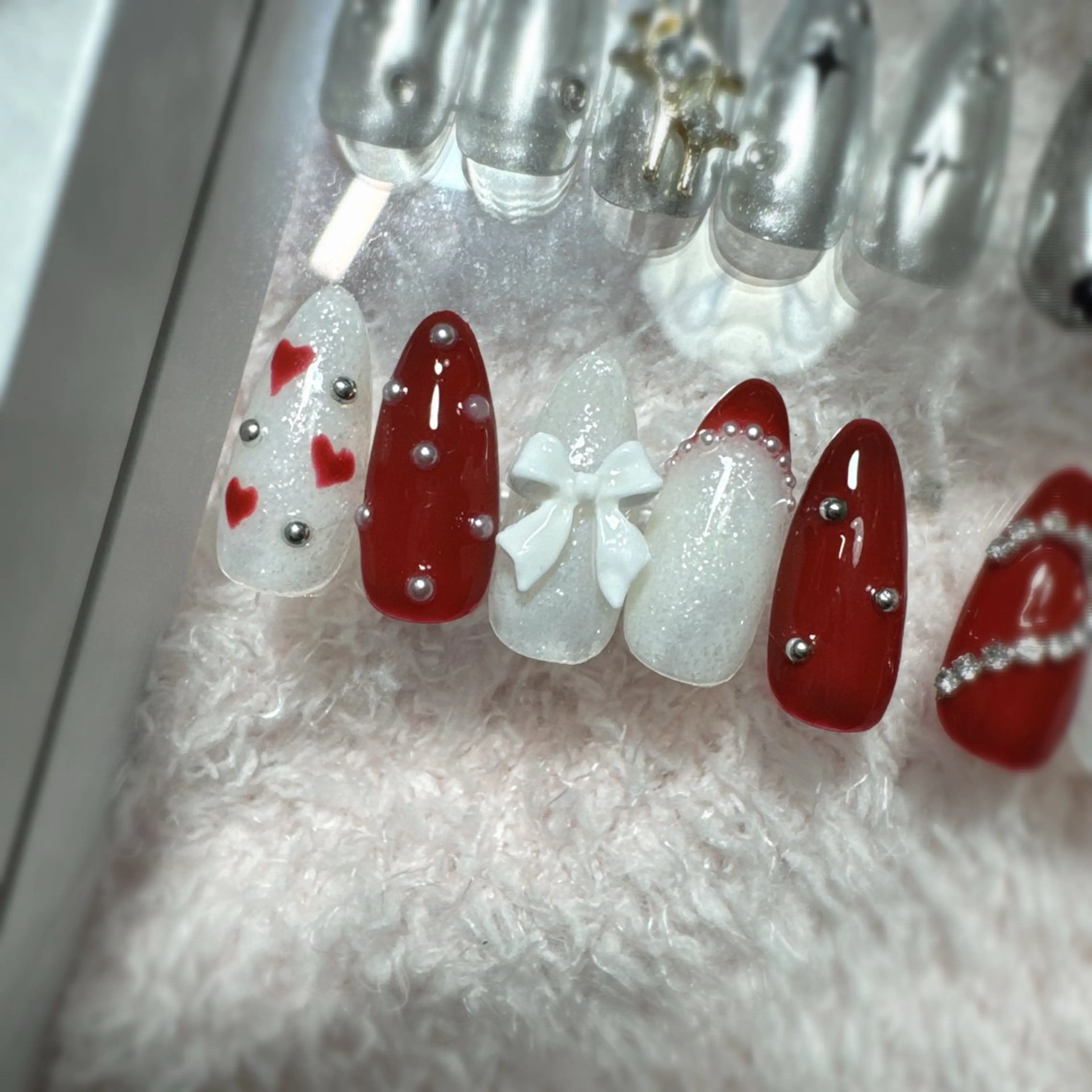 ネイル ハンドネイル on nail 尾張旭三郷店のネイルデザイン