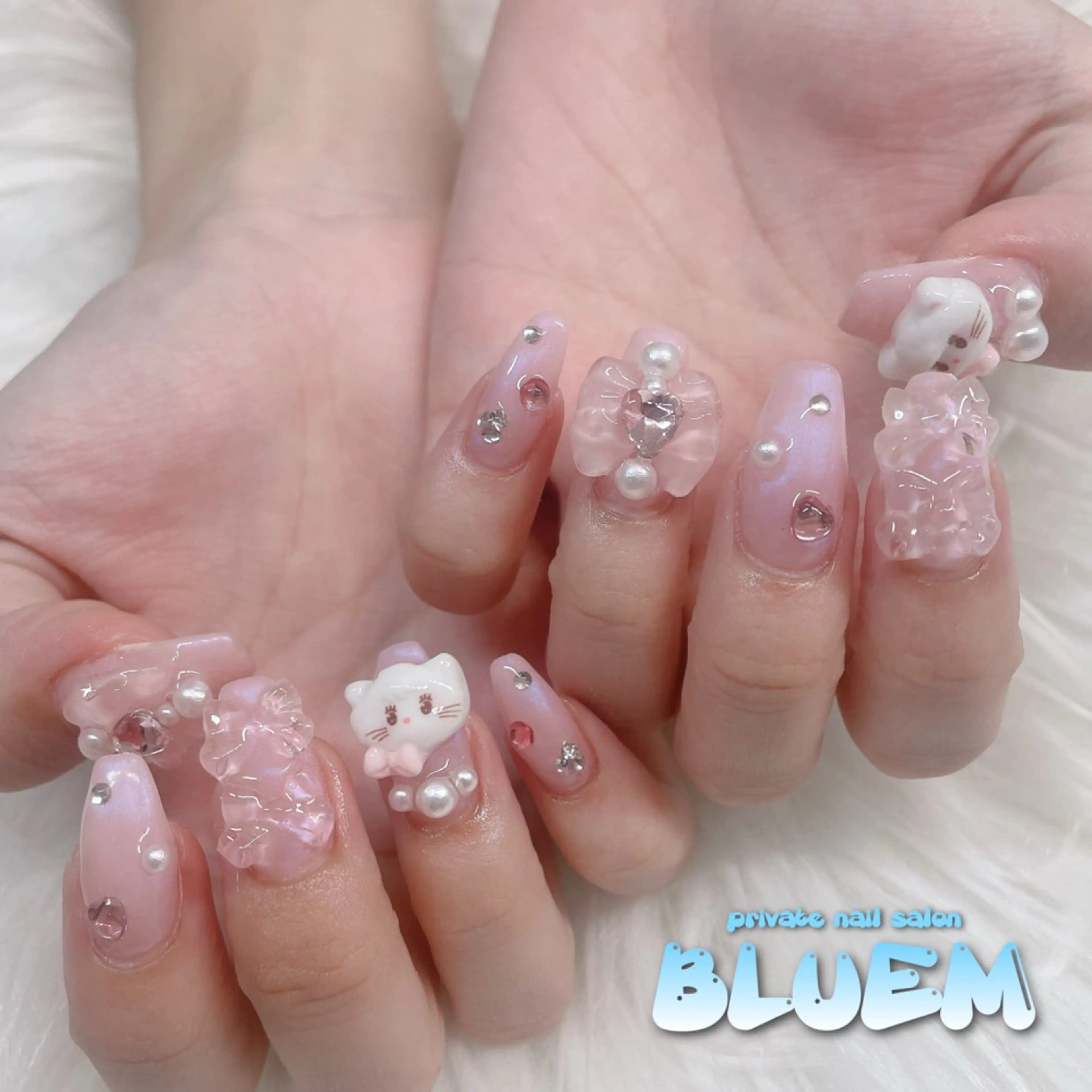 ネイル ハンドネイル ハンドケア BLUEM所属・BLUEM さやかのネイルデザイン