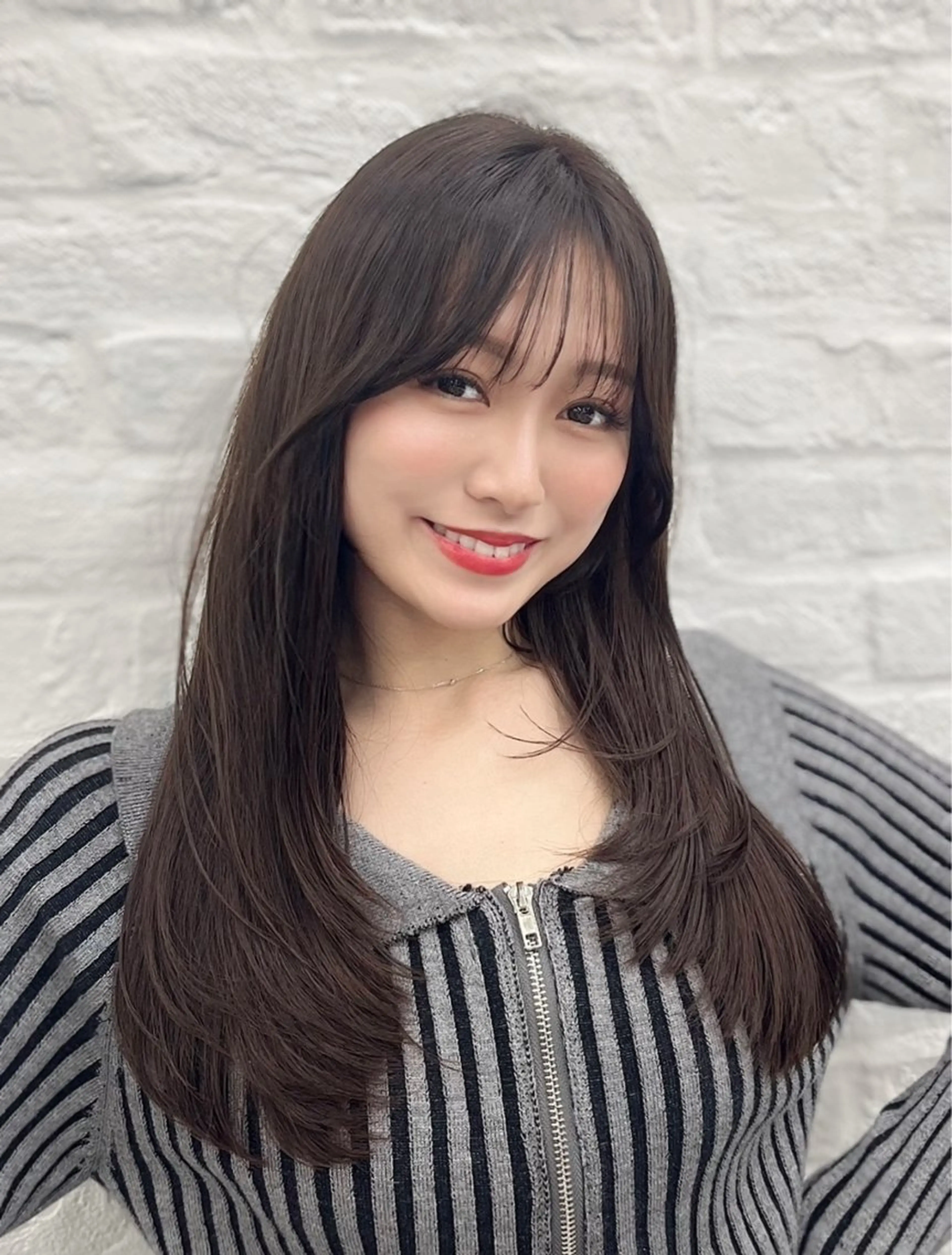 セミロング カラー パーマ ヘアアレンジ メンズ メンズ韓国風 イルミナカラー 髪質改善 韓国風ヘア レイヤーカット 韓国ヘア×顔まわり 🇰🇷和知拓郎のヘアスタイル