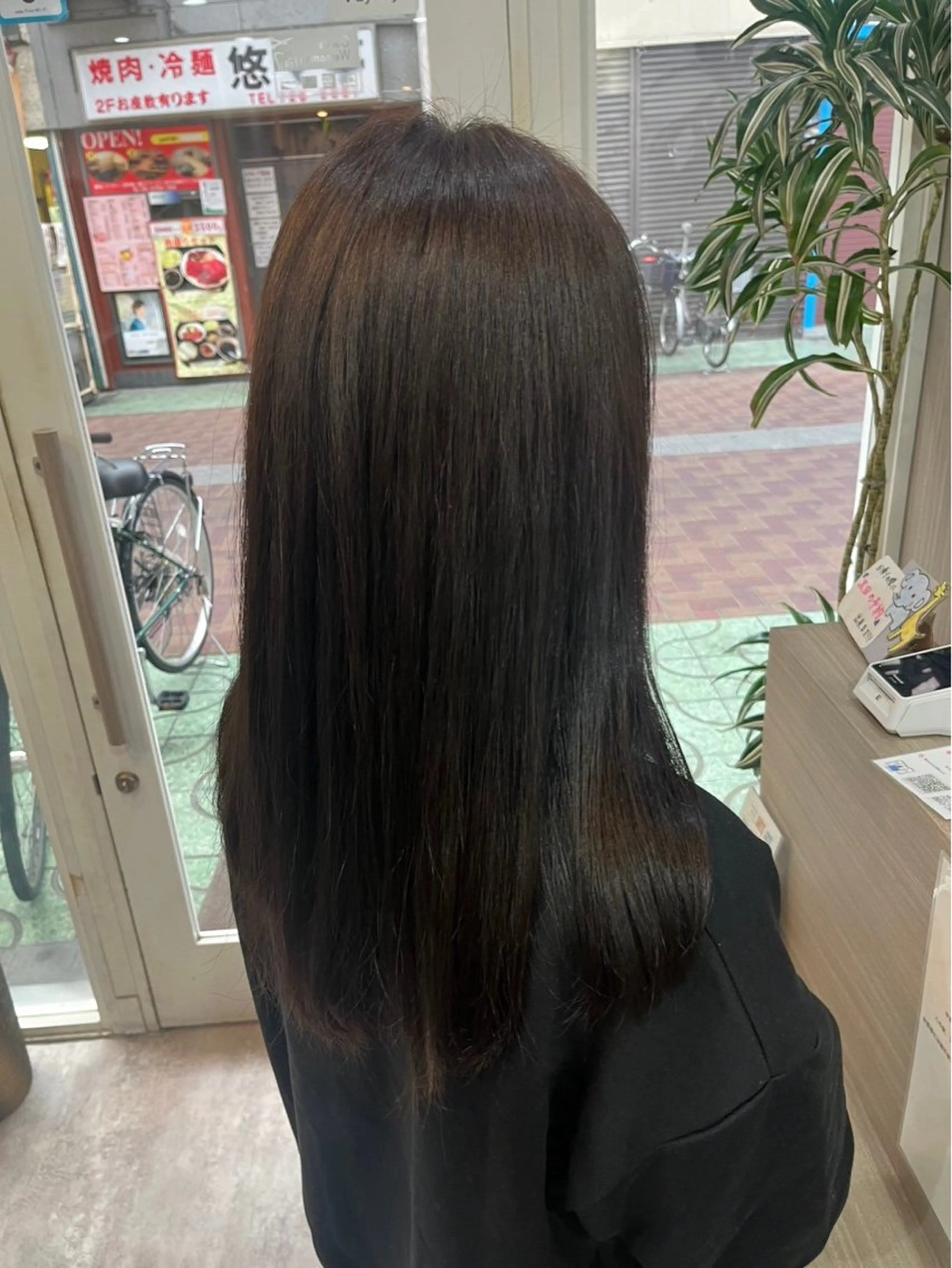 ロング カラー 生尾 虹水のヘアスタイル