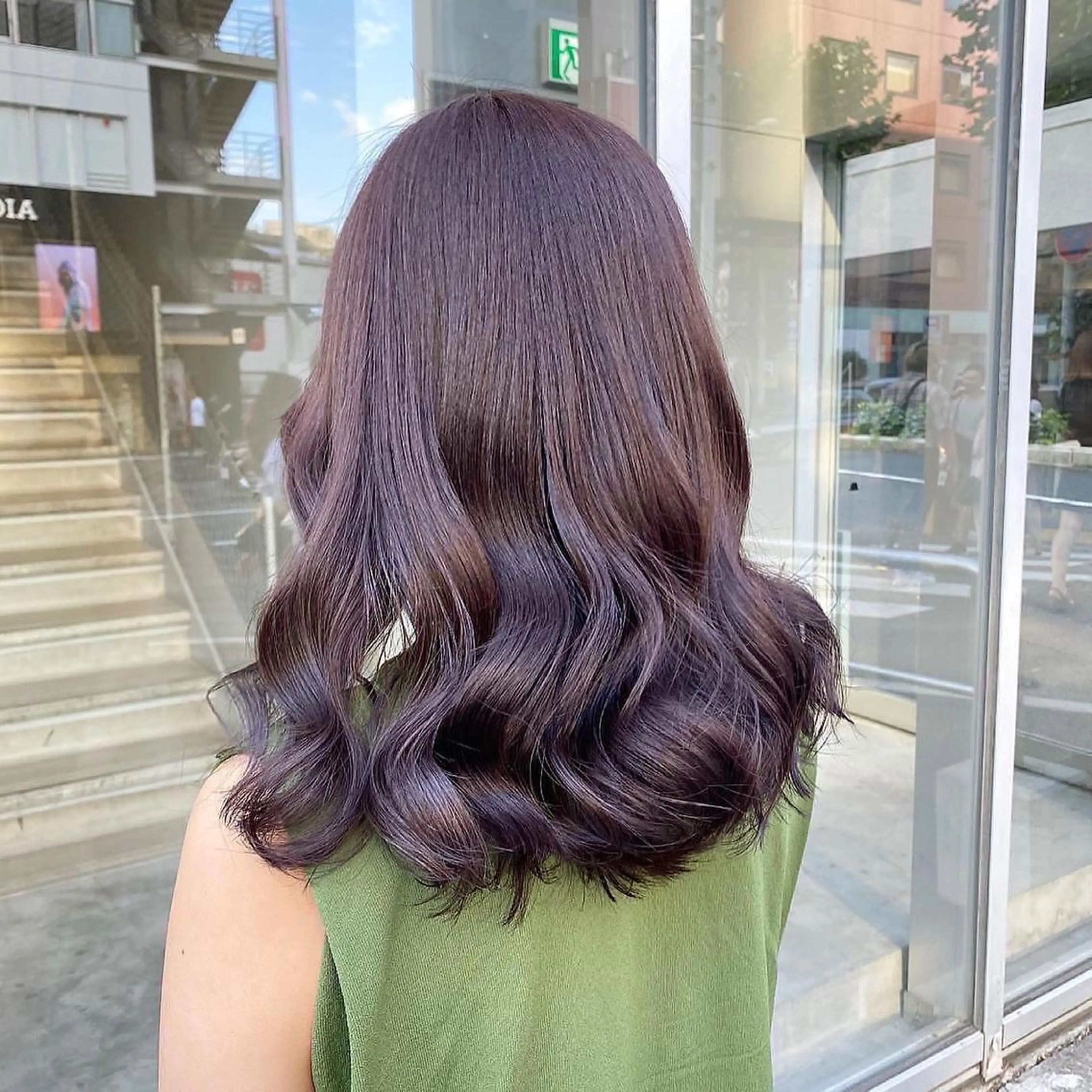 セミロング カラー 似合わせカット 色気ある大人カラー /ブリーチなしのヘアスタイル