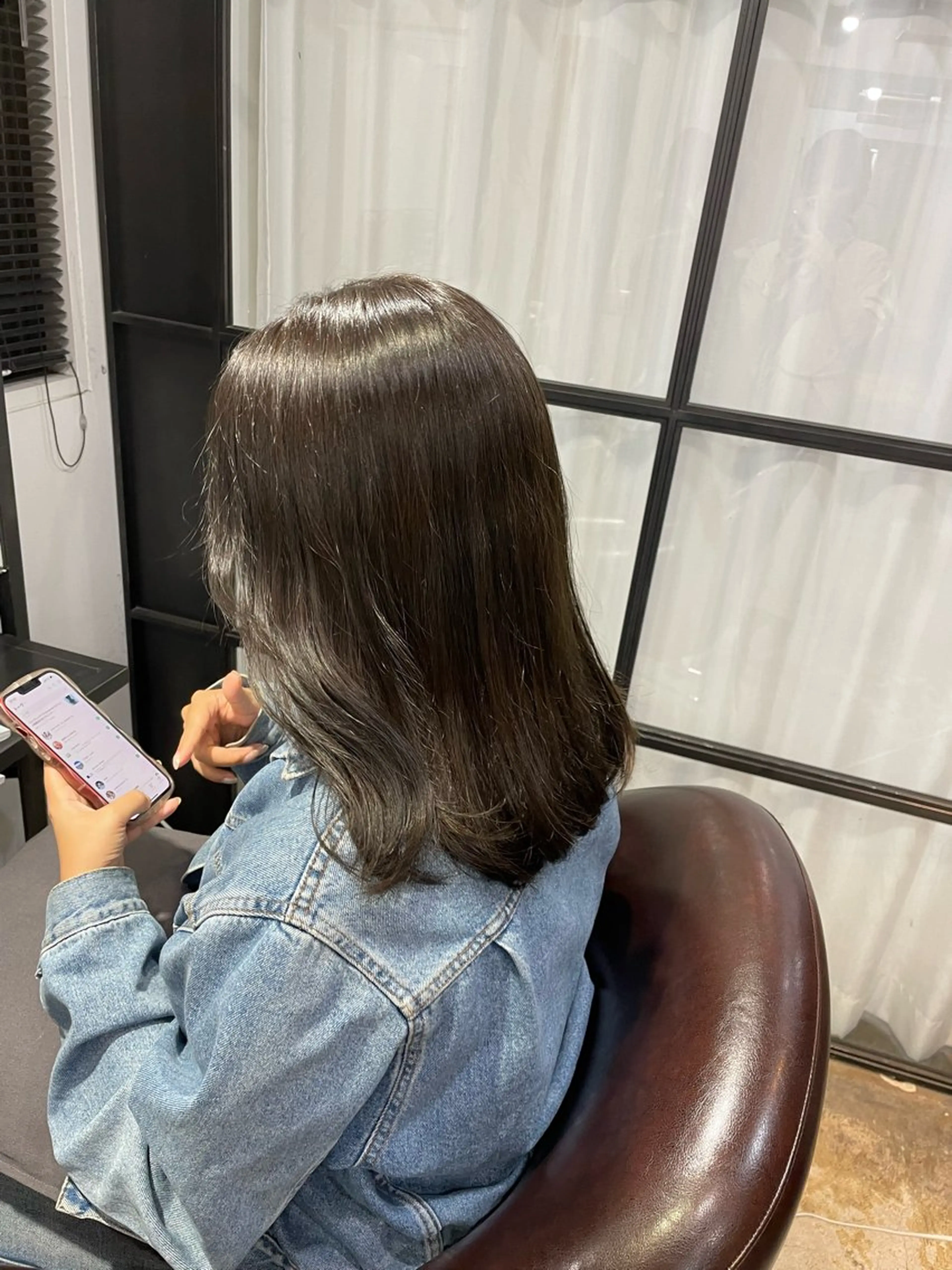 ミディアム カット astar所属・kotono🪿 透明感カラーのヘアスタイル