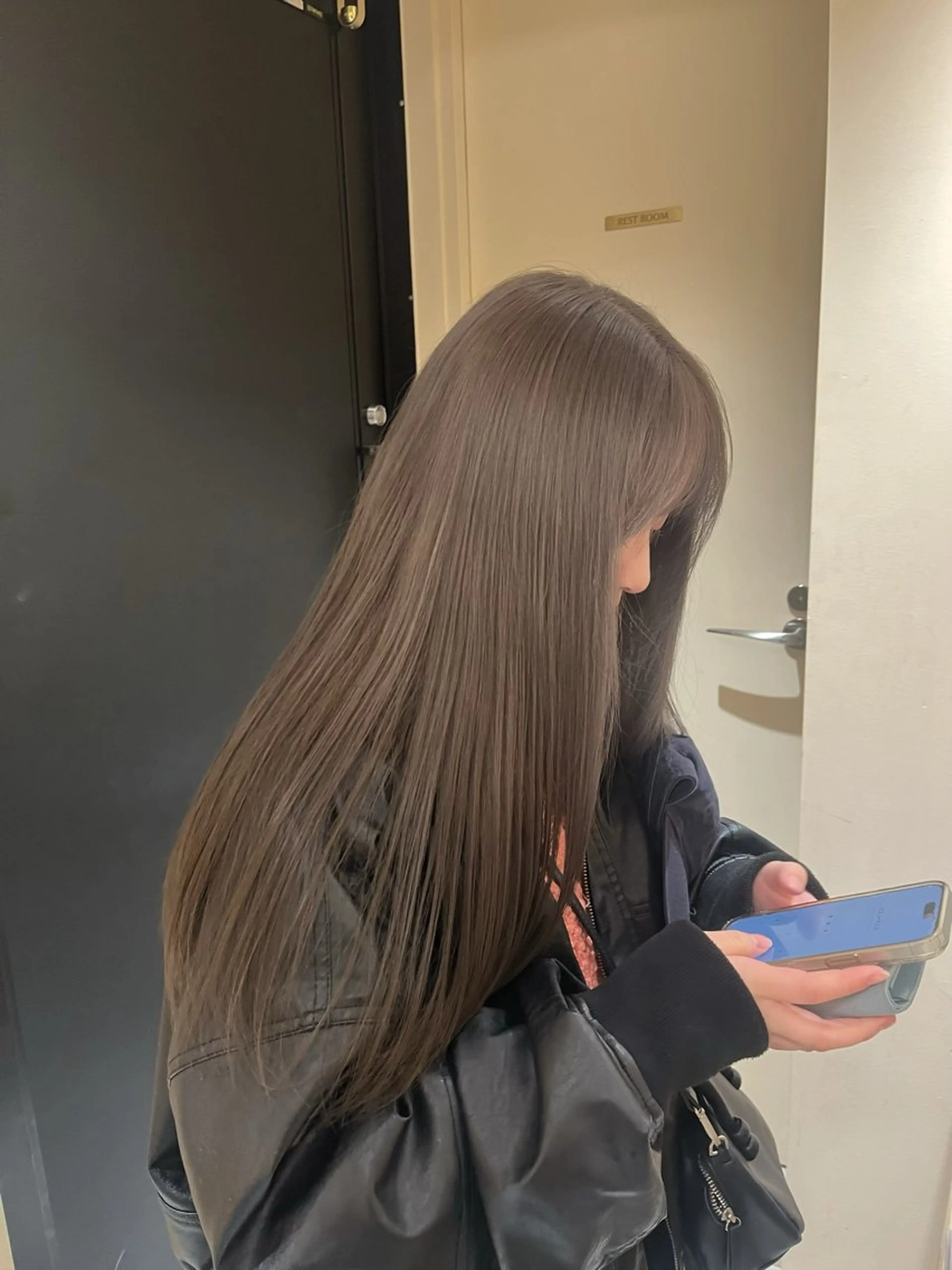 ロング カラー ヘアカラー トリートメント ナミ🩶暗髪/暖色 ❤️/透明感/縮毛のヘアスタイル