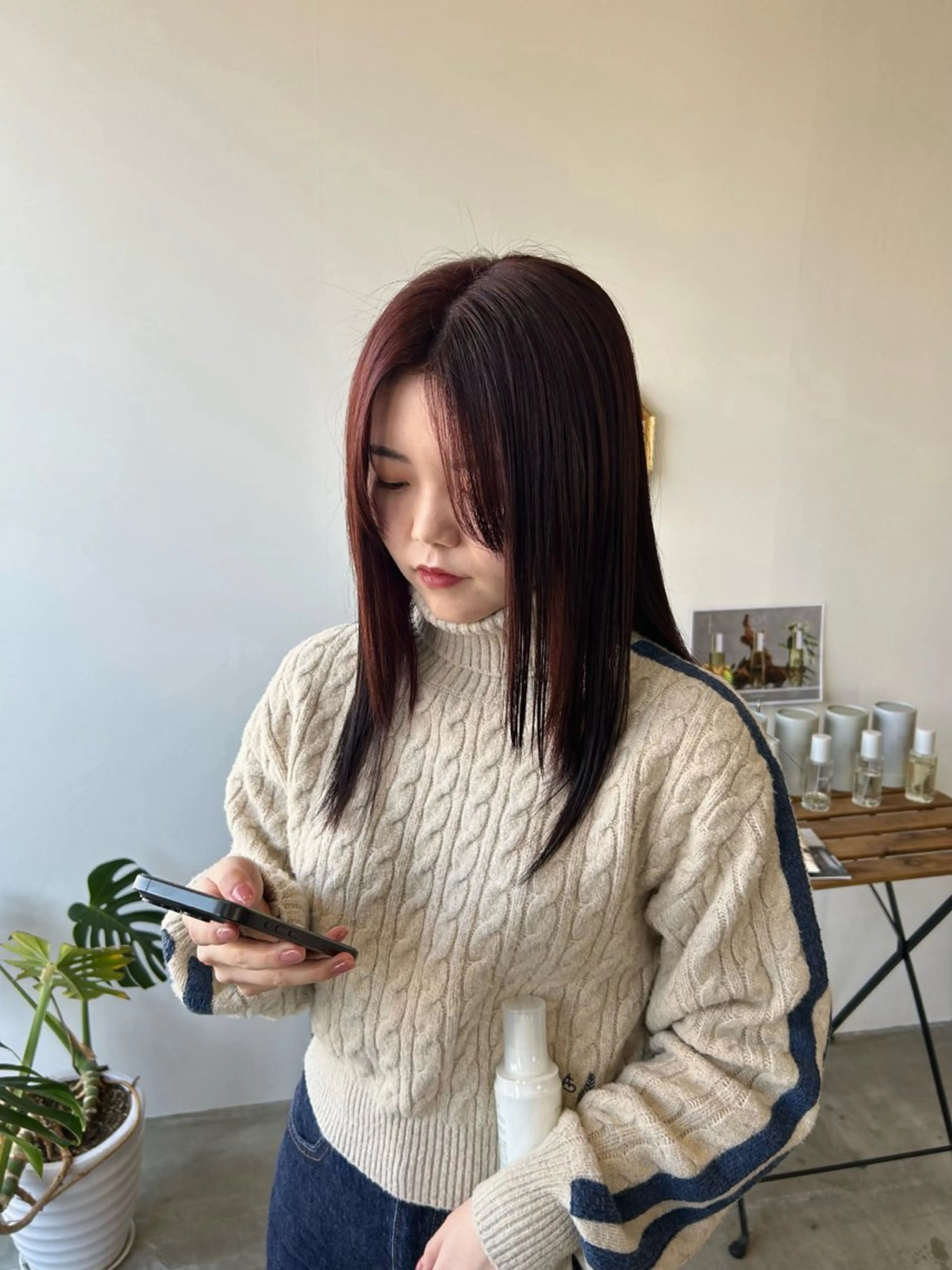 セミロング カラー ブリーチ ブラウンカラー ピンクカラー レッドカラー plus HAIR いずみのヘアスタイル