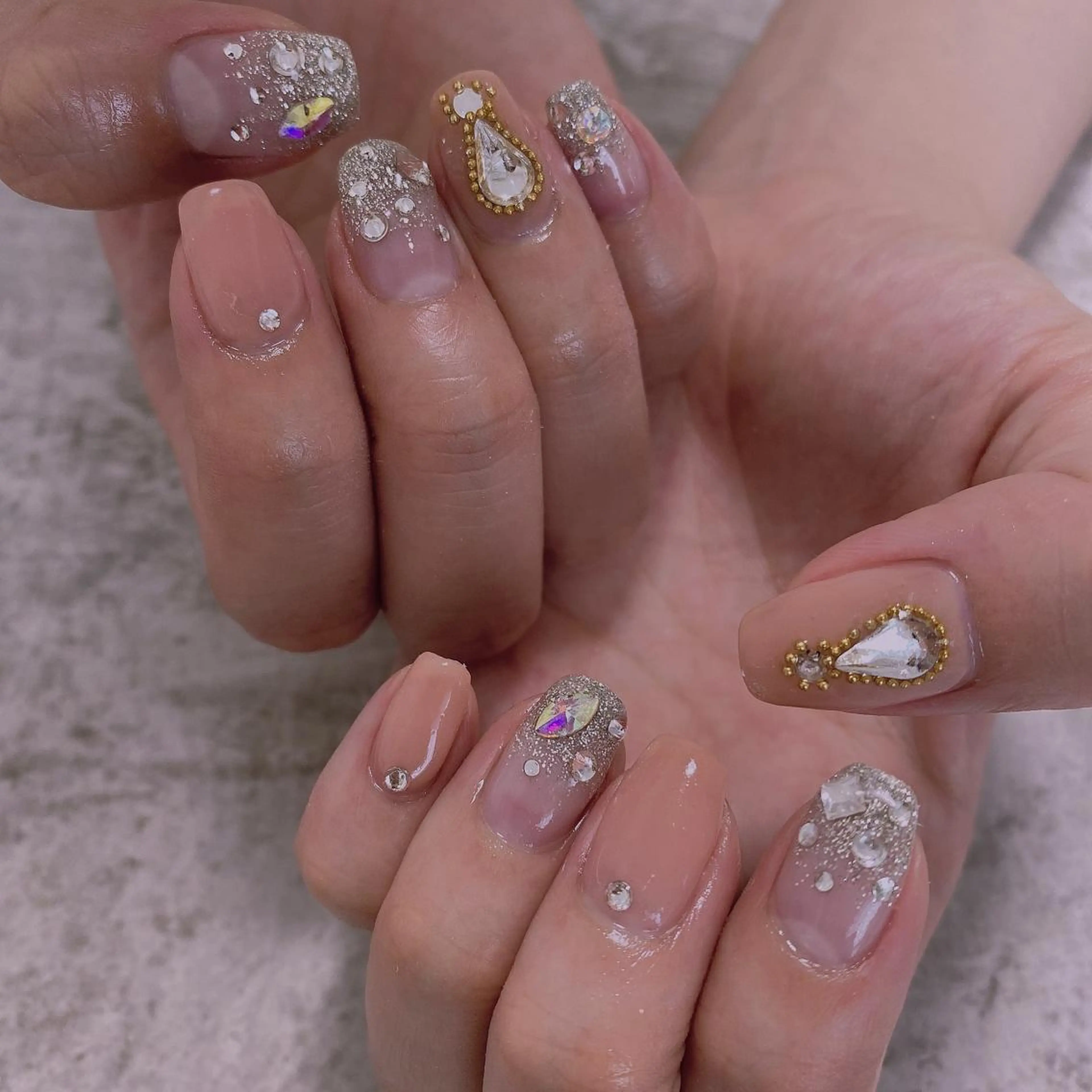 ネイル 吉岡 裕子のネイルデザイン