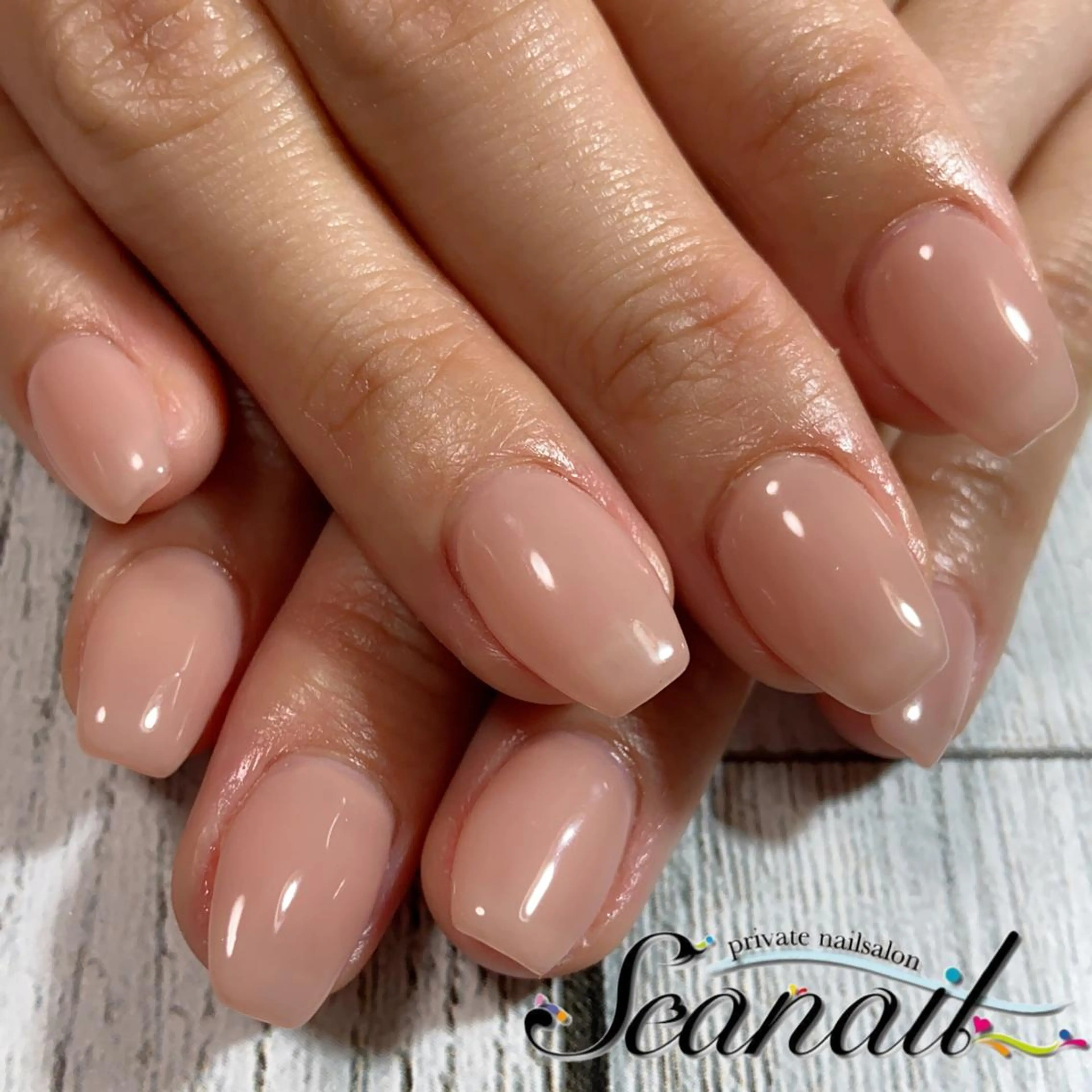 ネイル アートネイル フットネイル ジェルネイル 持ち込み オフィスネイル 小尾 栞のネイルデザイン