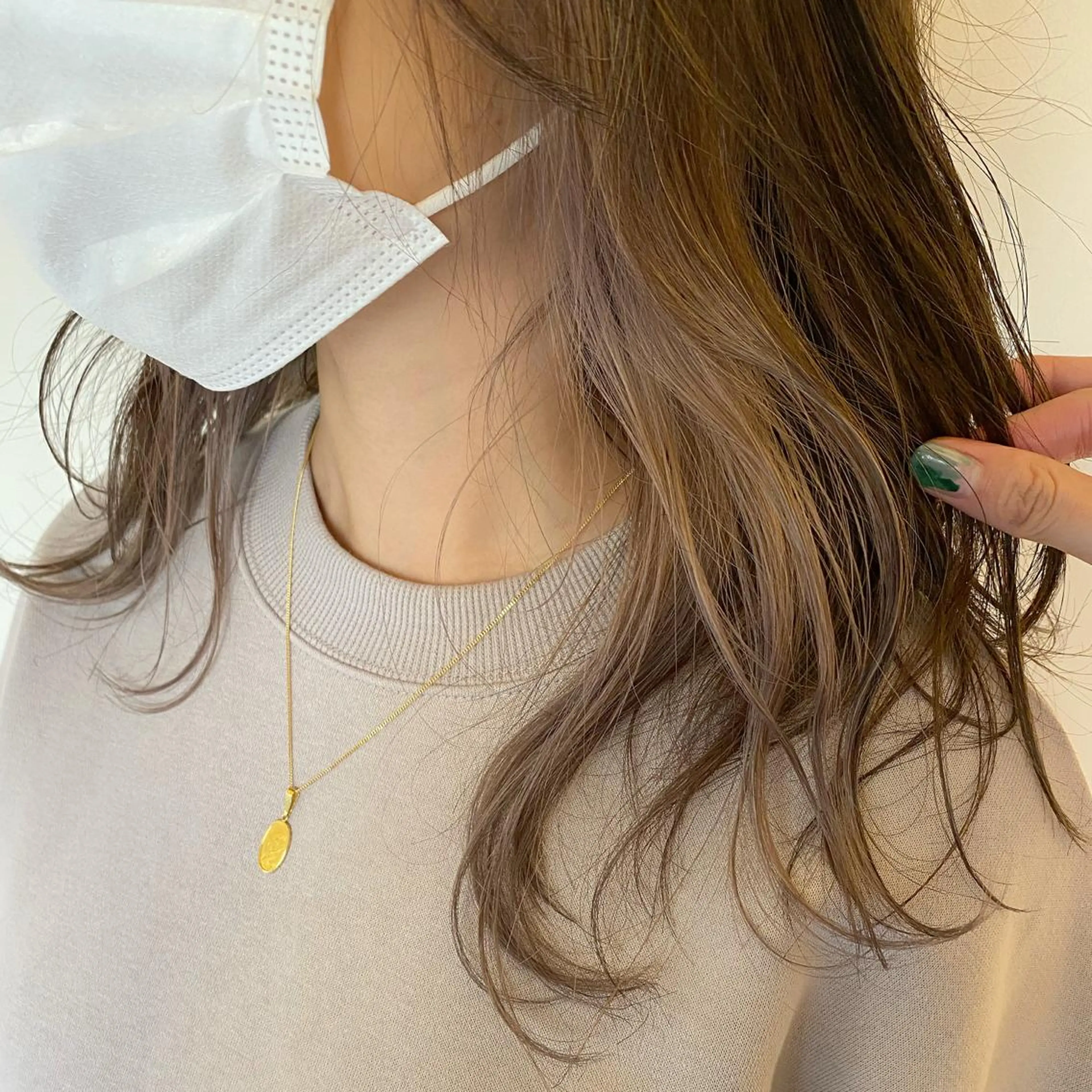 セミロング カラー プレイングカラー🤍 細めハイライトのヘアスタイル