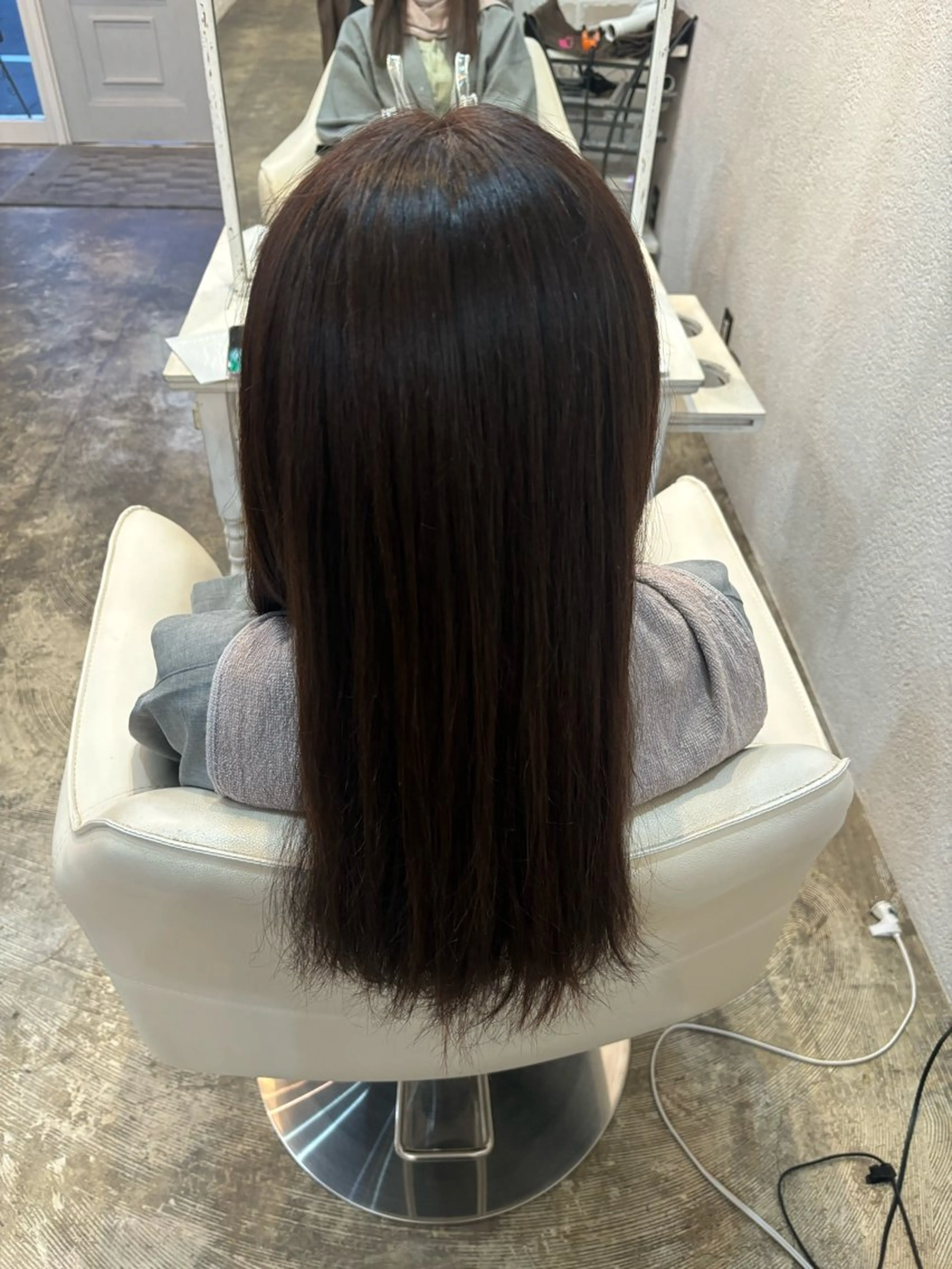 ロング カラー 山﨑彩乃 🫧 縮毛矯正のヘアスタイル