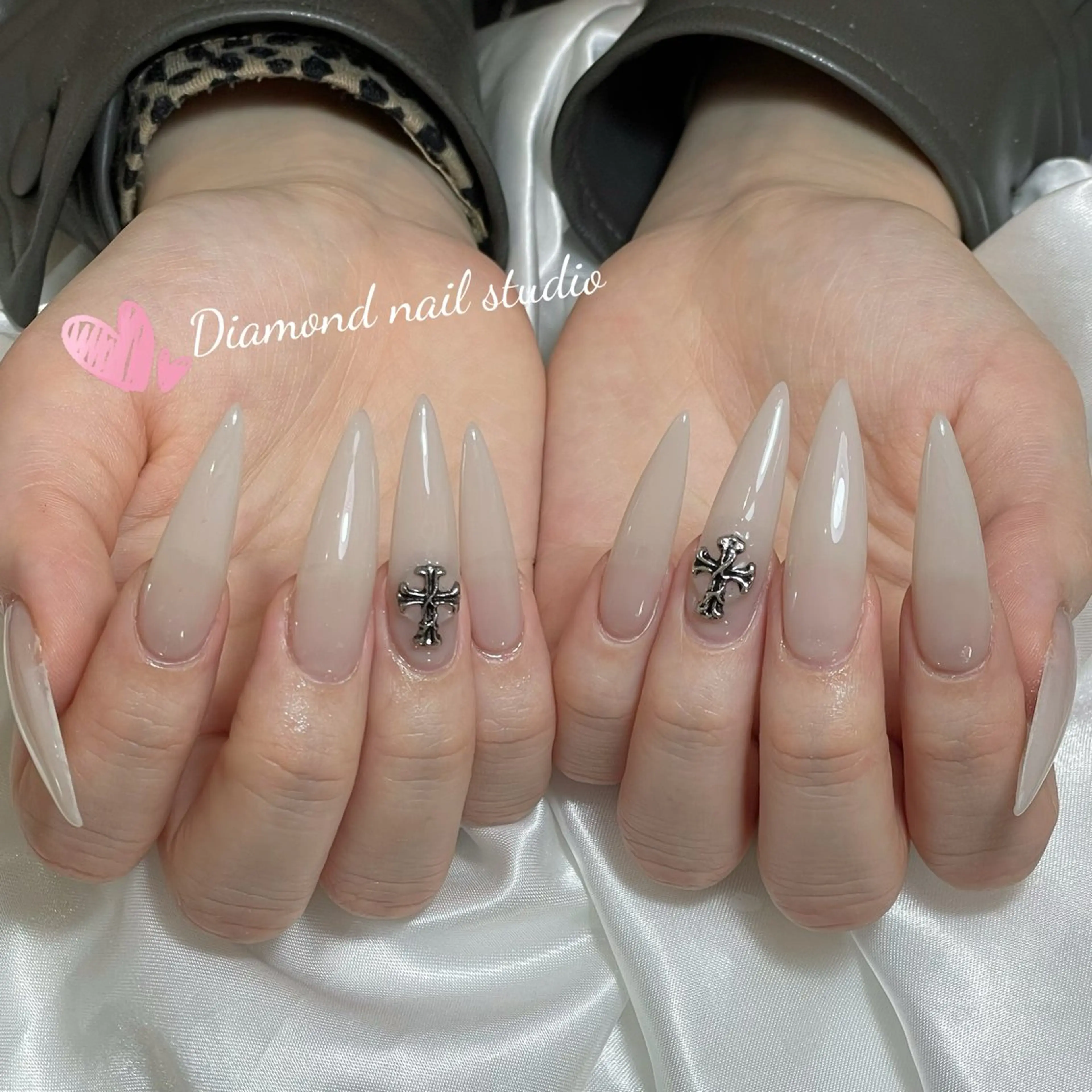 ネイル ハンドネイル ハンドケア Mio 🍡のネイルデザイン