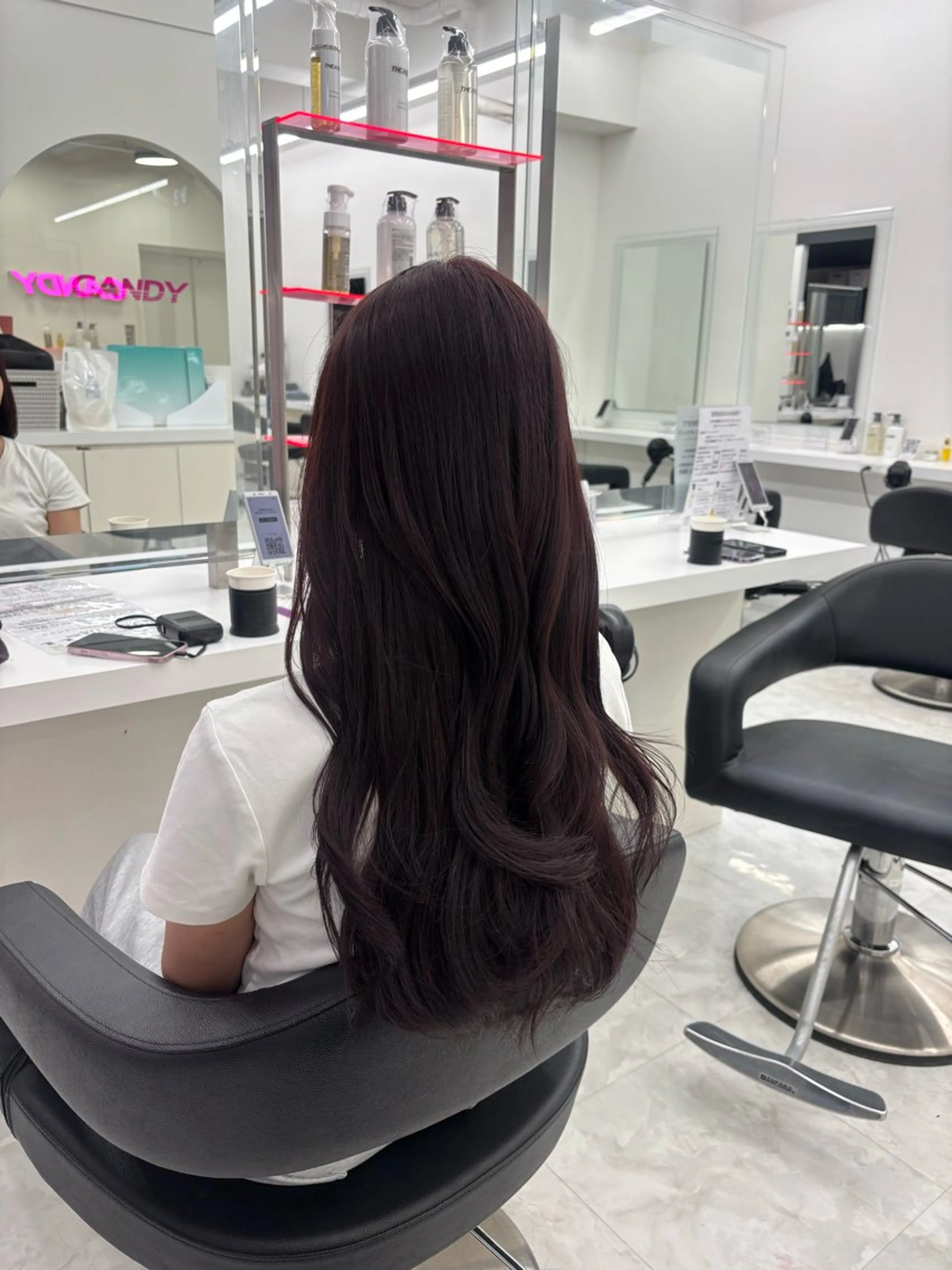ロング カラー ヘアカラー 🤍レイヤー/顔周り 暖色hirari🤍のヘアスタイル