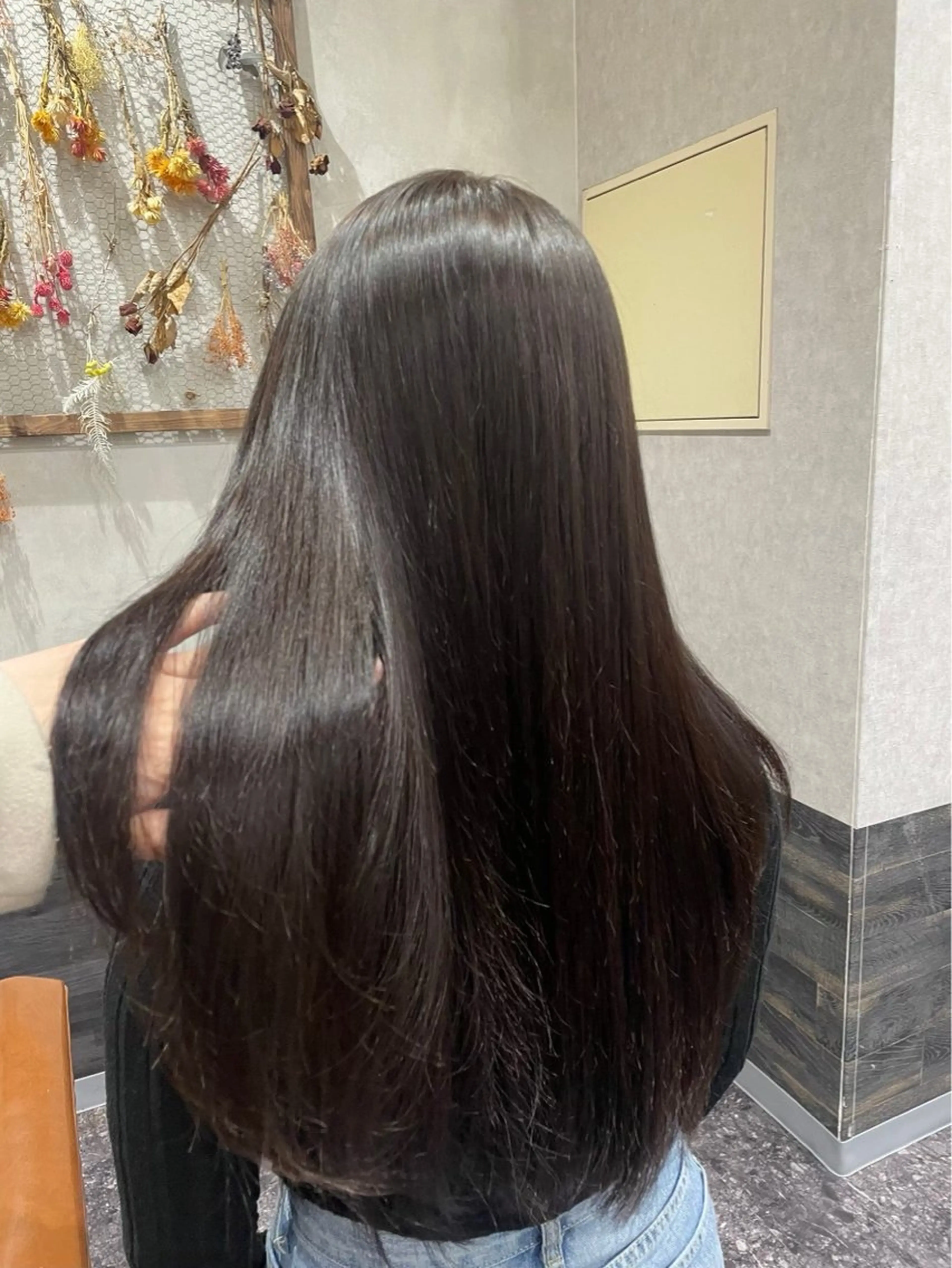 カラー N-plants 一葉のヘアスタイル