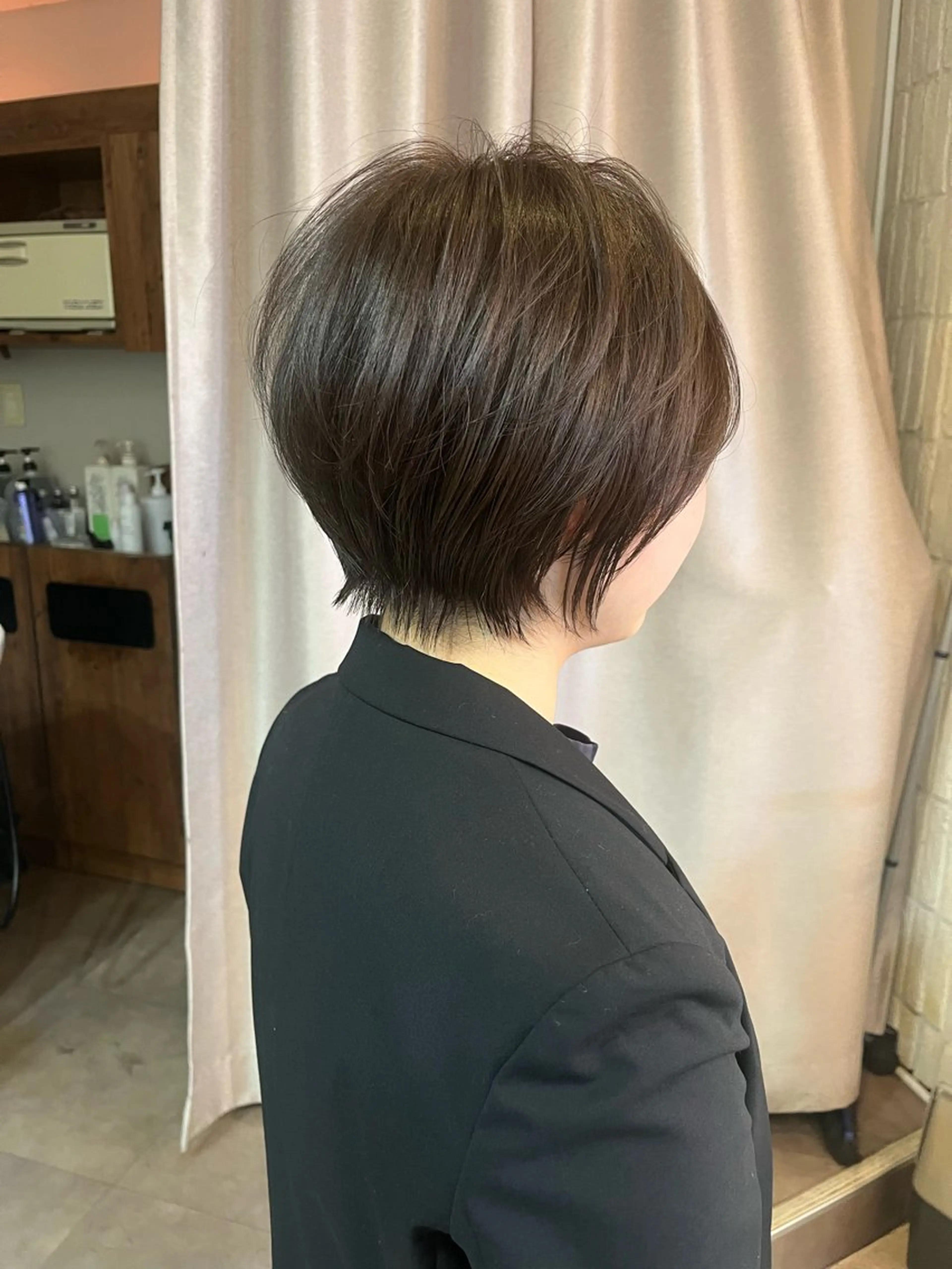 ショート カット ヘアカラー トリートメント emiwo石川町店所属・秋成 慶多のヘアスタイル