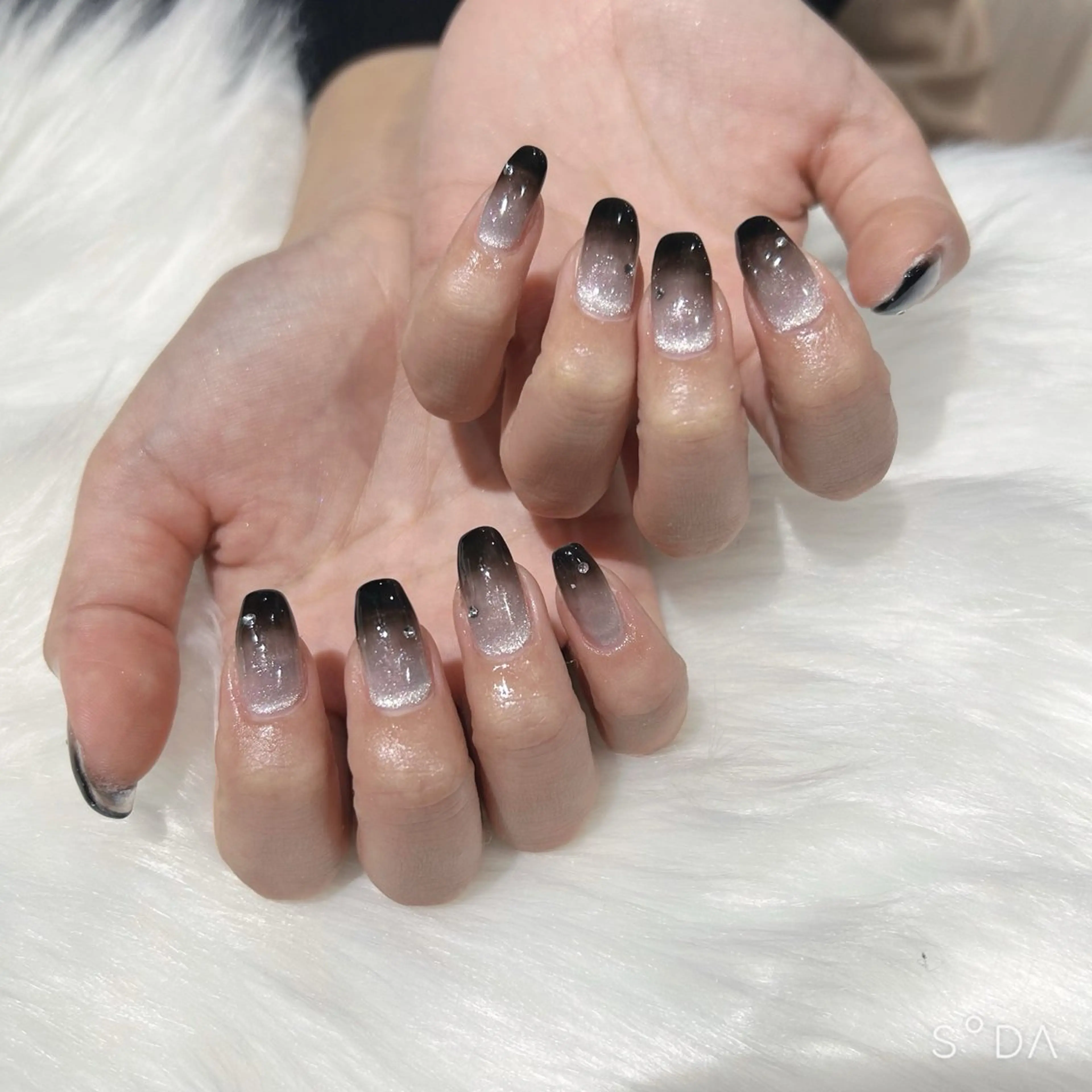 ネイル グラデーション キラキラネイル マグネットネイル ハンドネイル Keli Nailのネイルデザイン