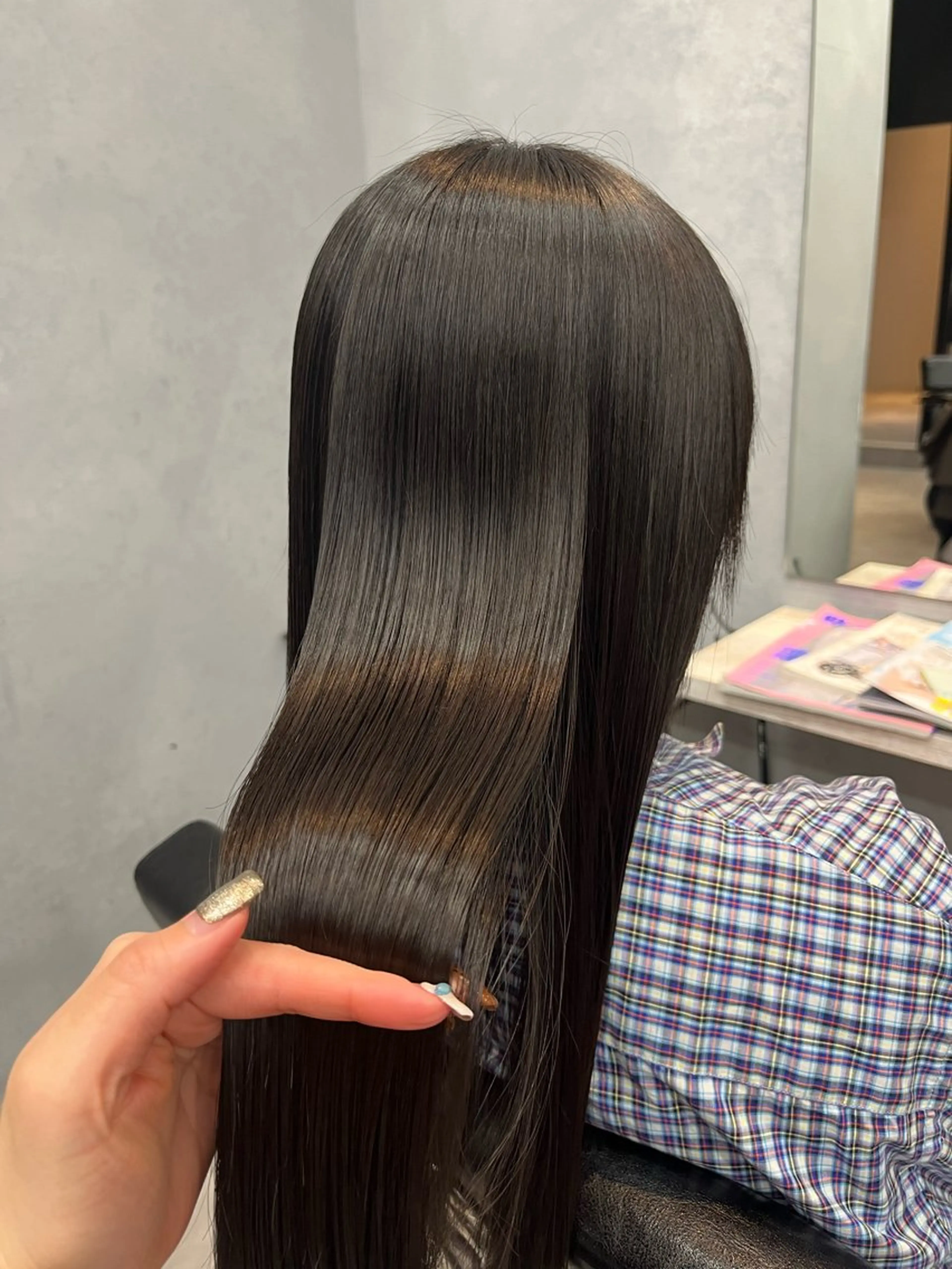ロング カット 縮毛矯正 トリートメント 🦩透明感カラー🦩 makoのヘアスタイル