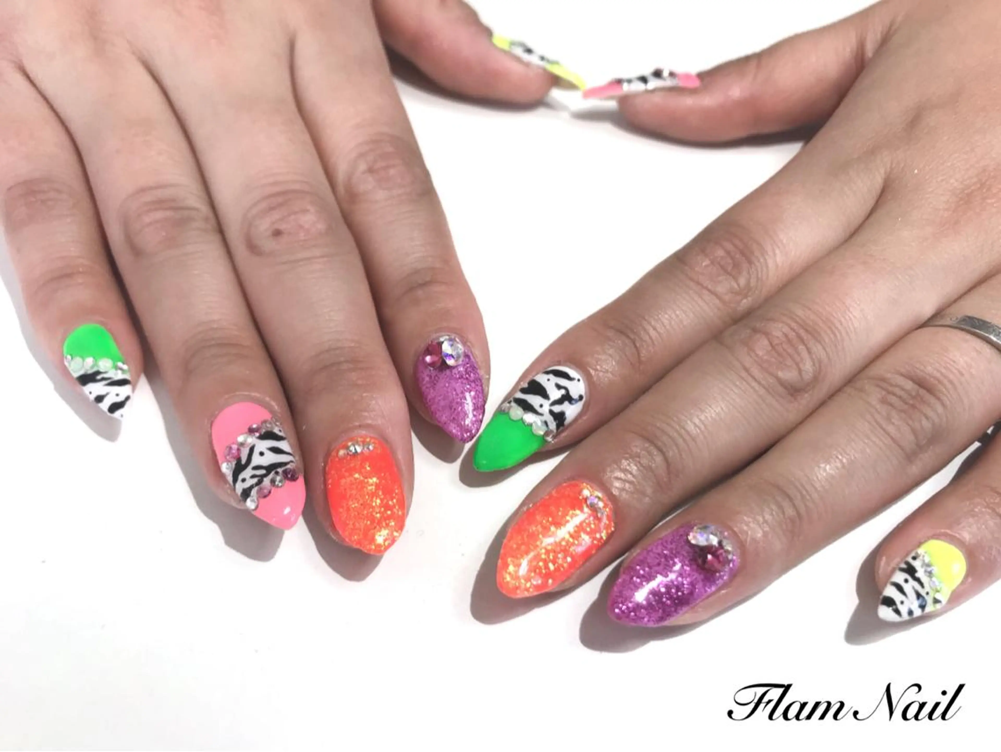 ネイル アニマル柄 Flam Nailのネイルデザイン