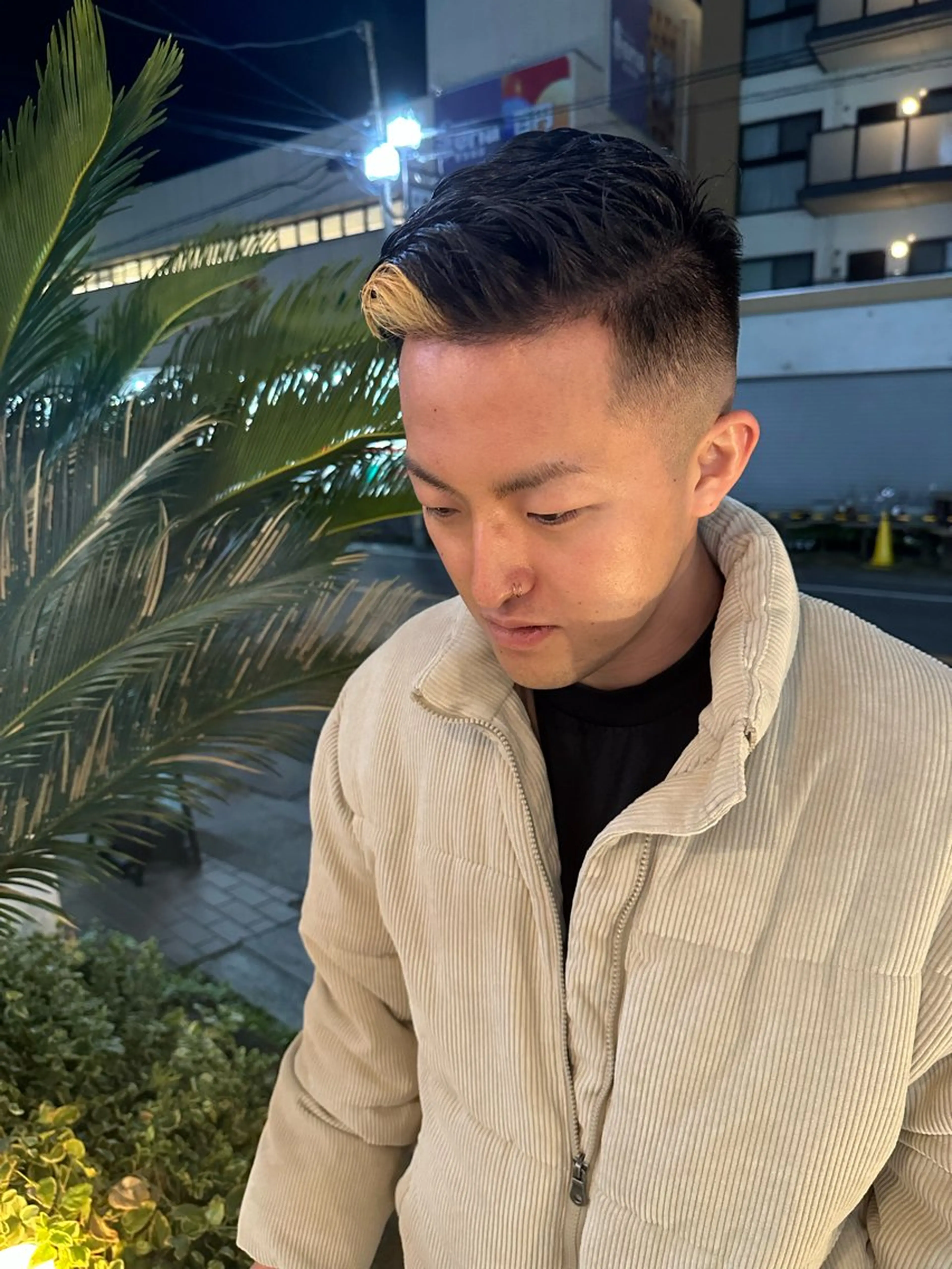 ショート カラー メンズ メンズブリーチ フェードカット ブリーチ カット ヘアカラー トリートメント KAKERU/ボブ/ ショート/パーマ🌱のヘアスタイル