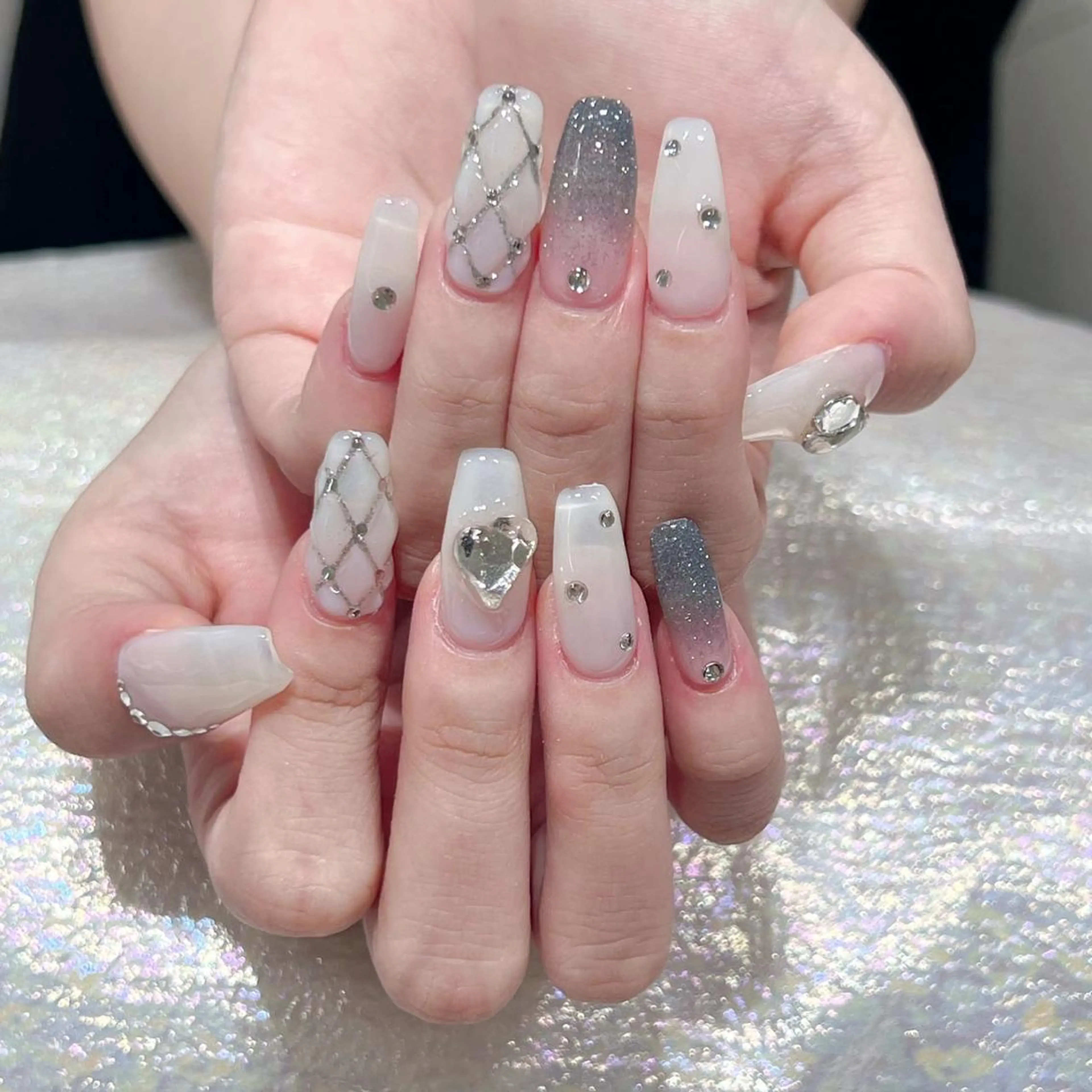 ネイル ハンドネイル Queens みなみのネイルデザイン