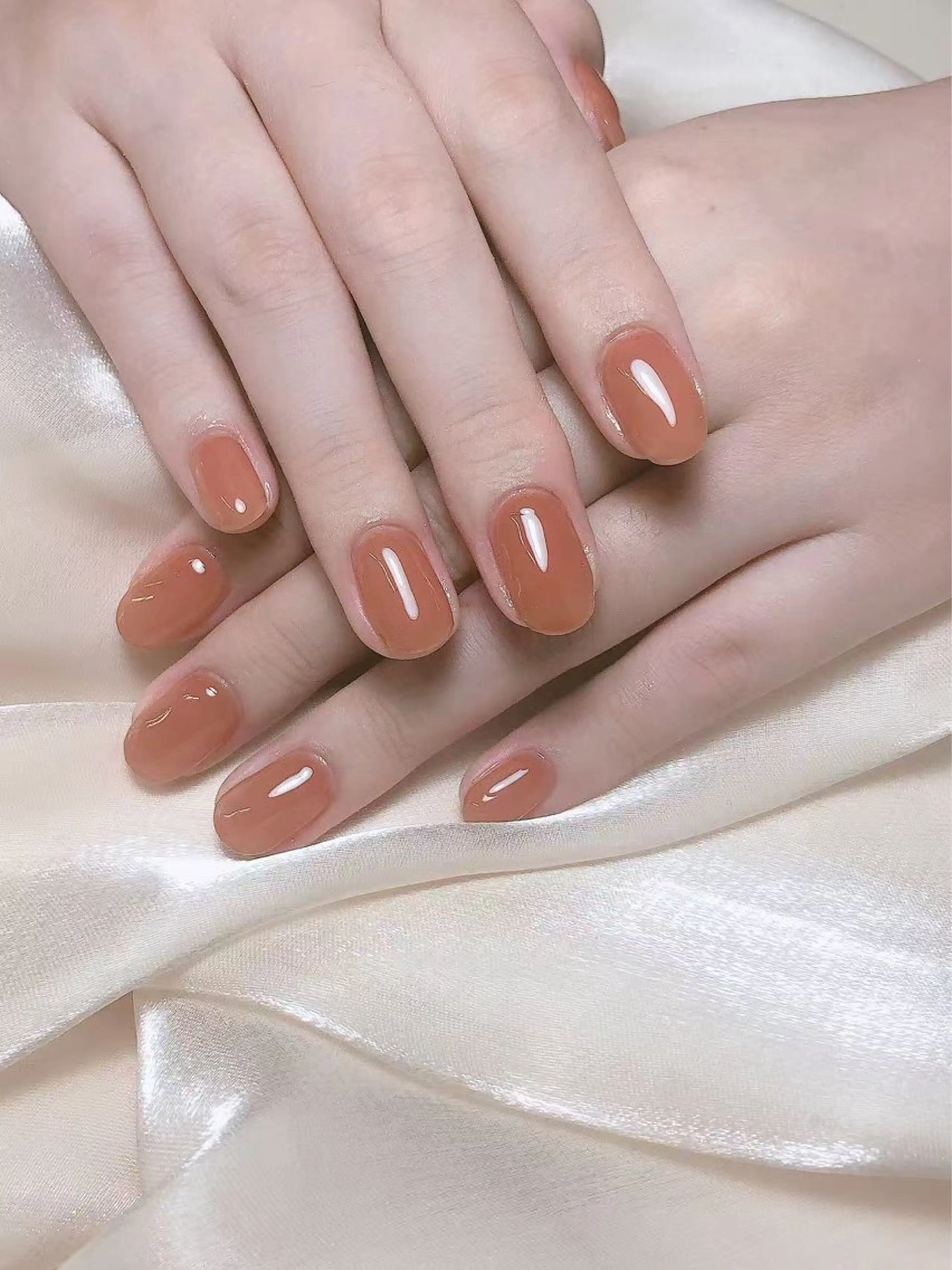 ネイル LR.ONE リナのネイルデザイン