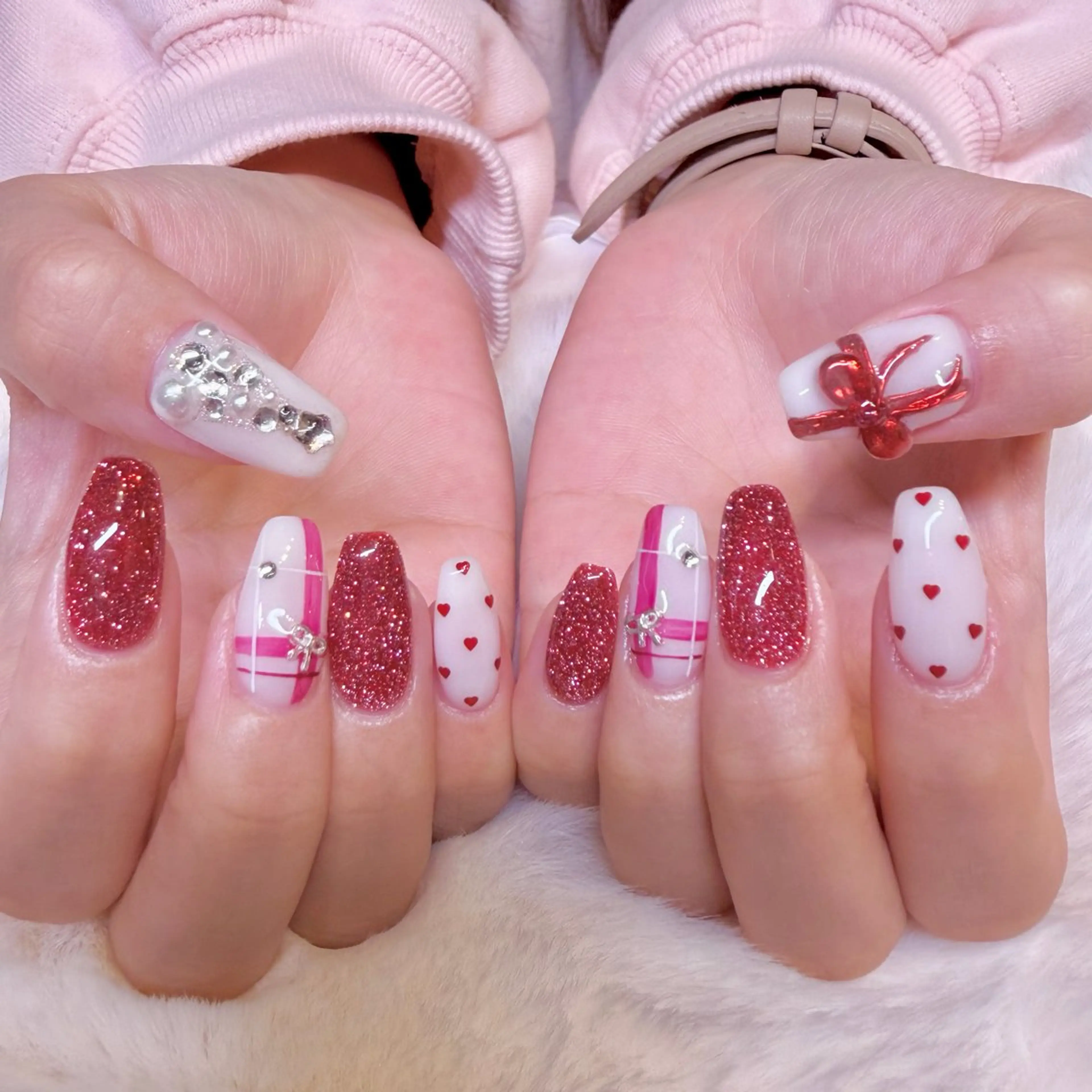 ネイル 冬ネイル クリスマス ハンドネイル nail salon e'mu💐のネイルデザイン