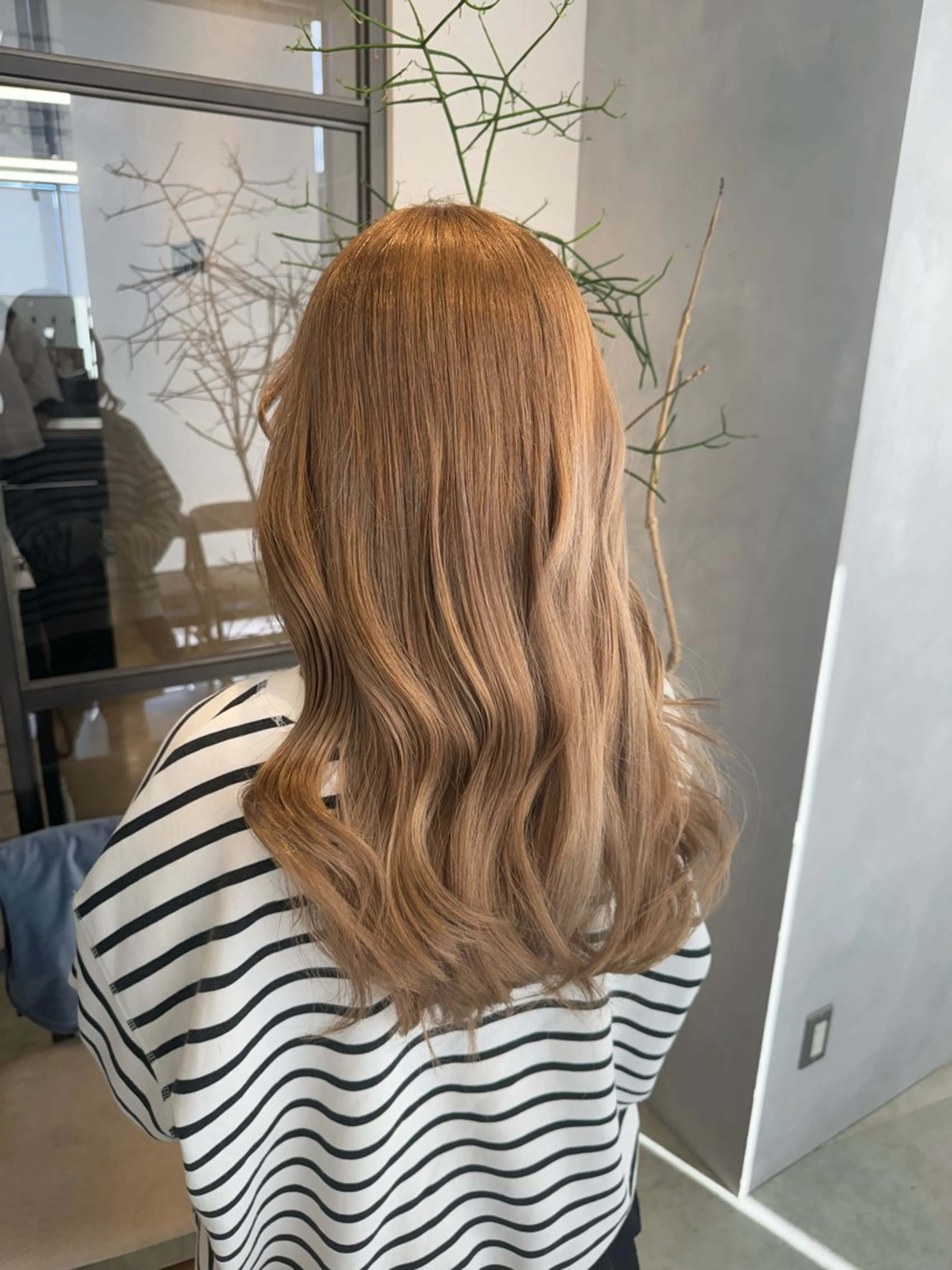 カラー ベージュカラー ミルクティーベージュ カット ヘアカラー トリートメント 透明感カラー✨艶髪 制作🌱山根あゆみのヘアスタイル
