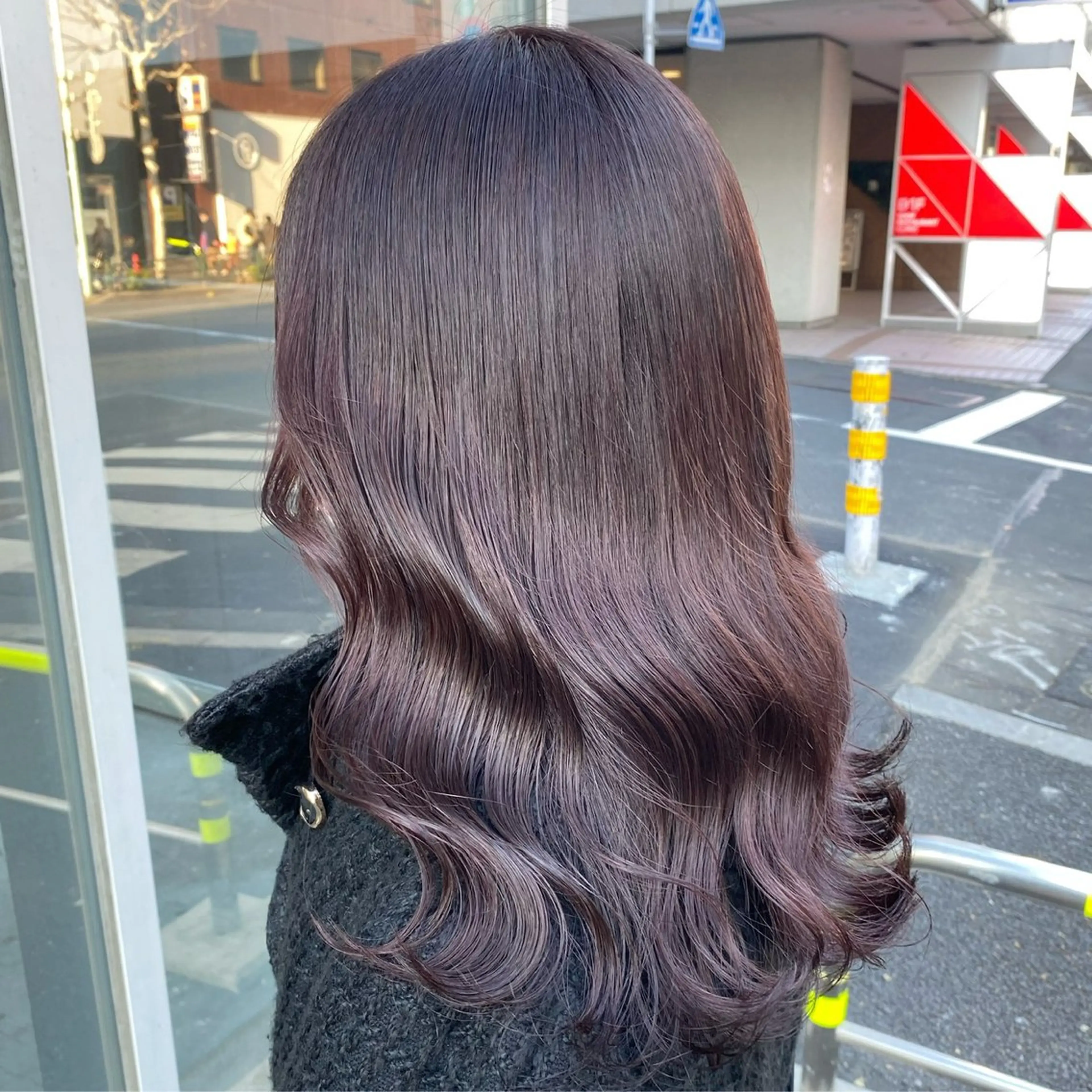 セミロング カラー ヘアアレンジ カット ヘアカラー トリートメント ヘッドスパ ヘアセット 透明感ラベンダー💗 SHOのヘアスタイル