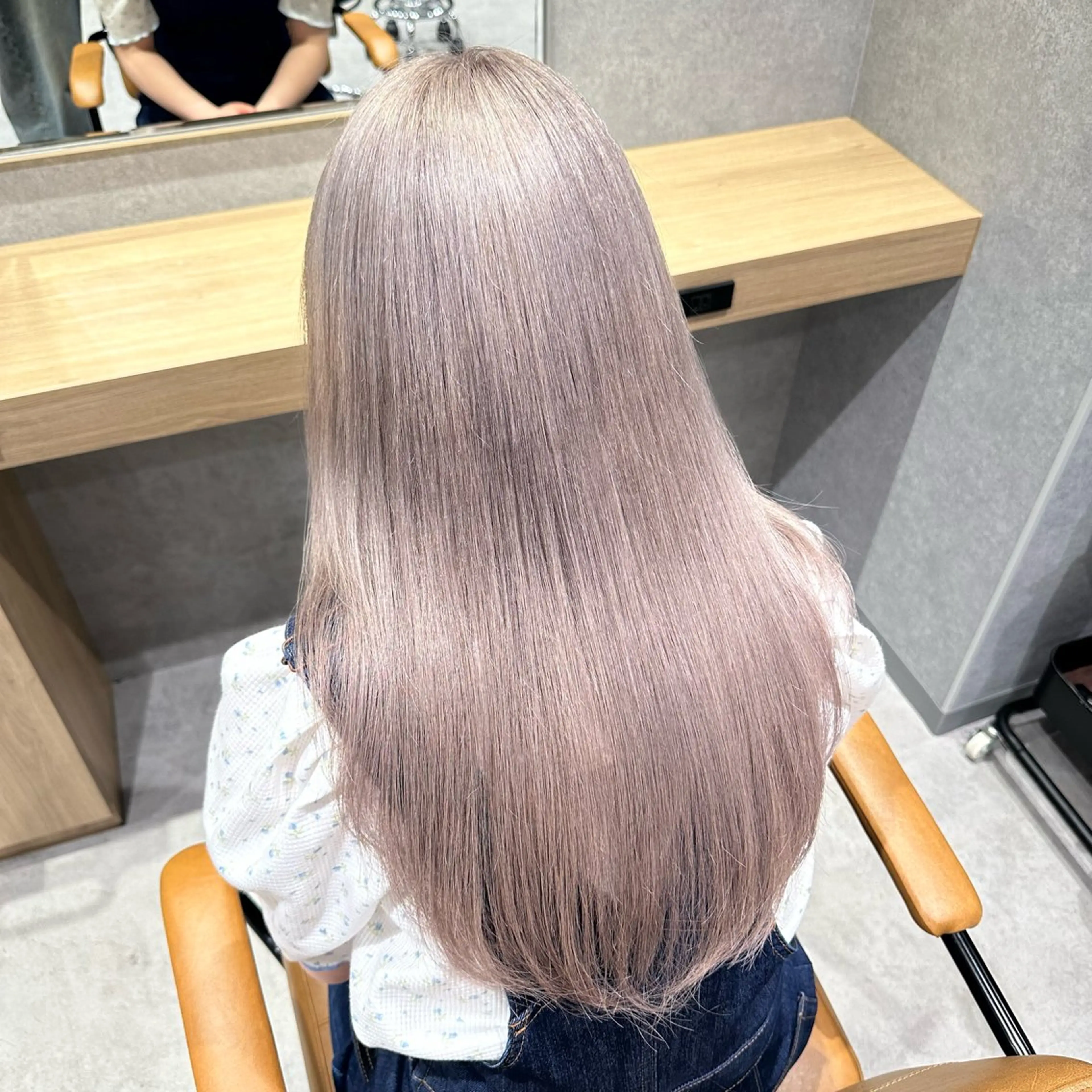 ロング カラー 大角 千里のヘアスタイル