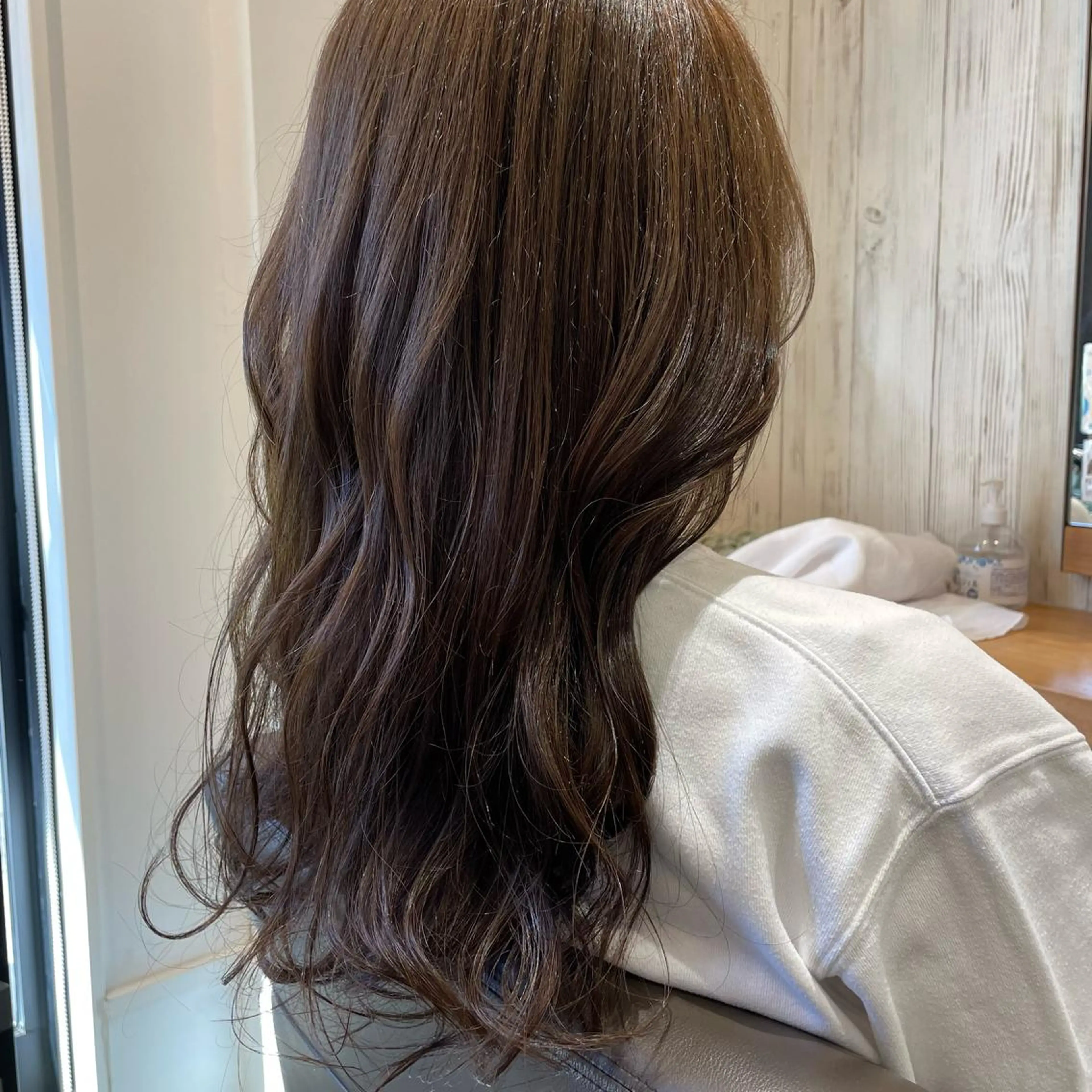 ロング カラー 韓国風ヘア ヘアカラー 細沼 葵のヘアスタイル