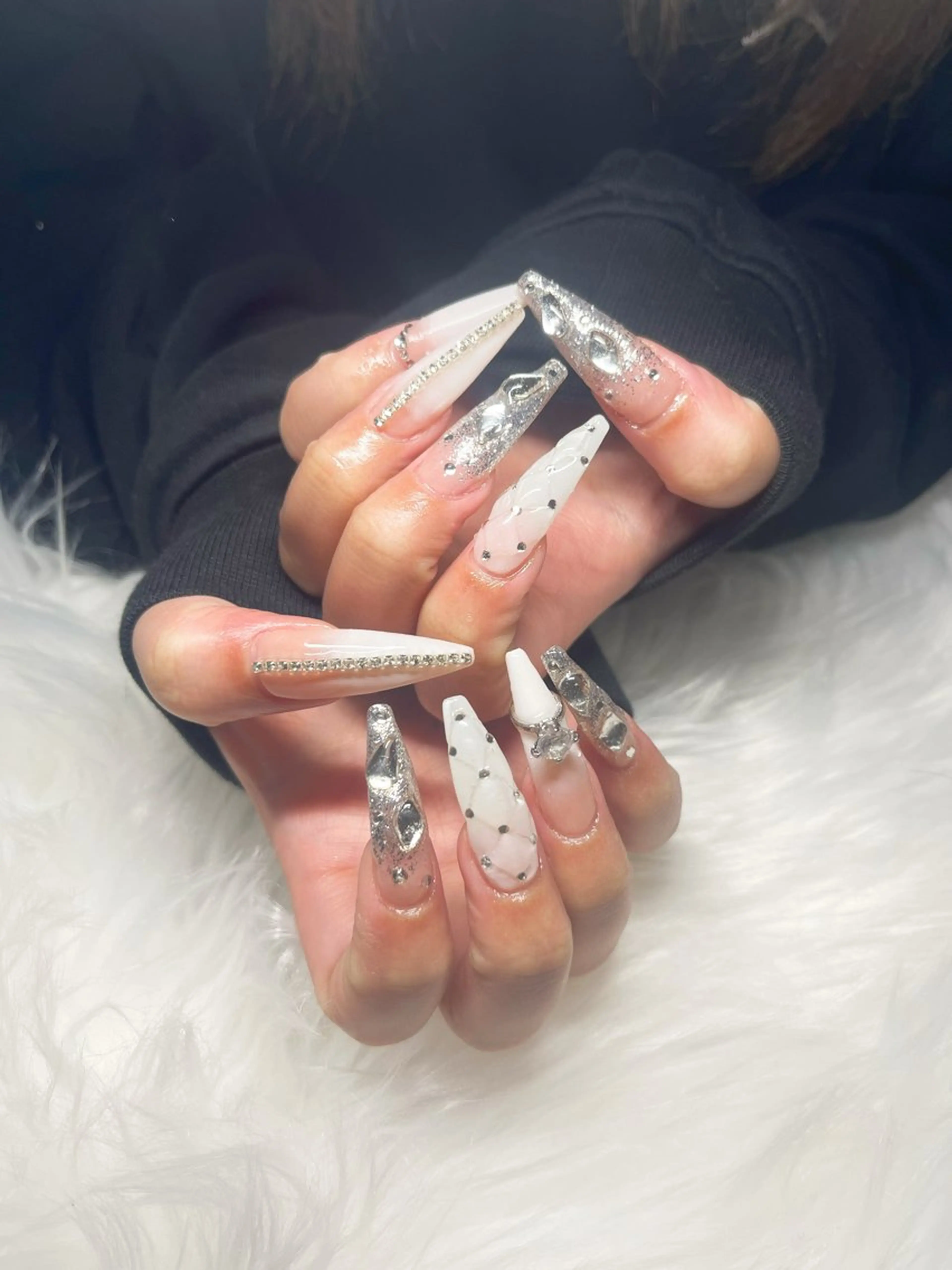 ネイル ハンドネイル MIYA  nail&   eyelash所属・MIYA NAIL シシのネイルデザイン