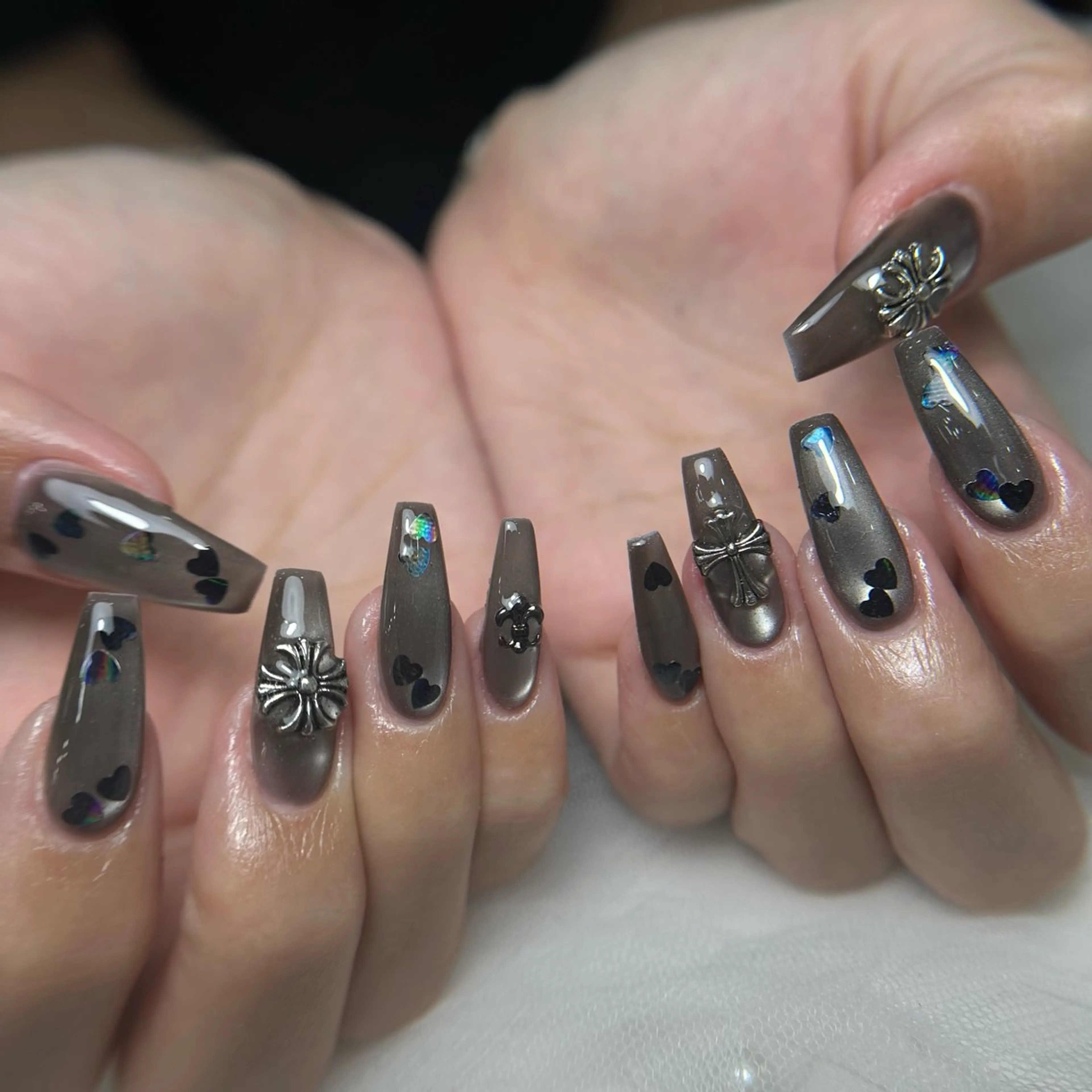 ネイル フレンチネイル グラデーション 韓国ネイル マグネットネイル シンプルネイル ハンドネイル CoMo Nail Studio所属・CoMo Nailのネイルデザイン