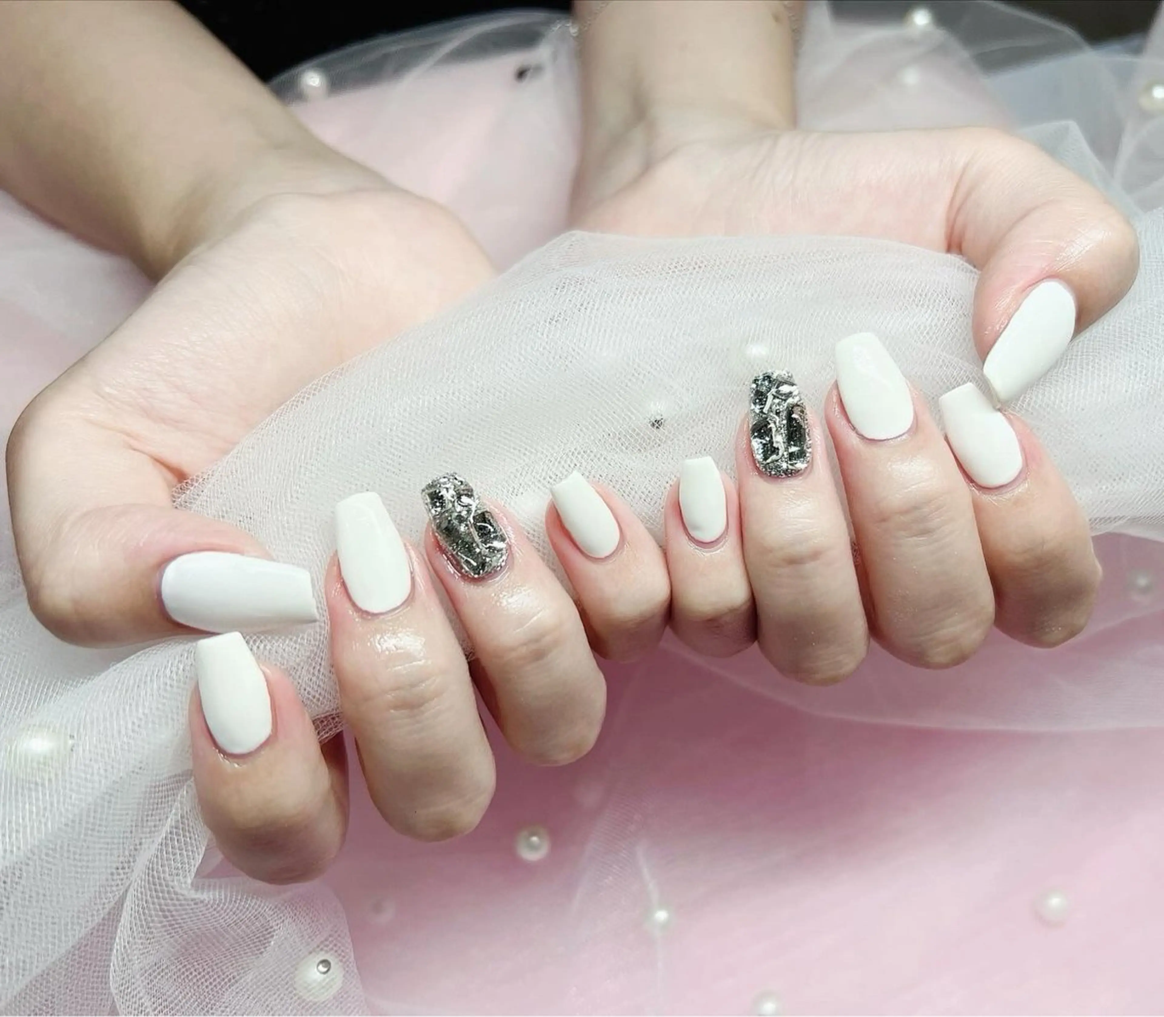 ネイル ハンドネイル ガールネイルサロン所属・ガール　ネイルサロン 垣内　英里のネイルデザイン