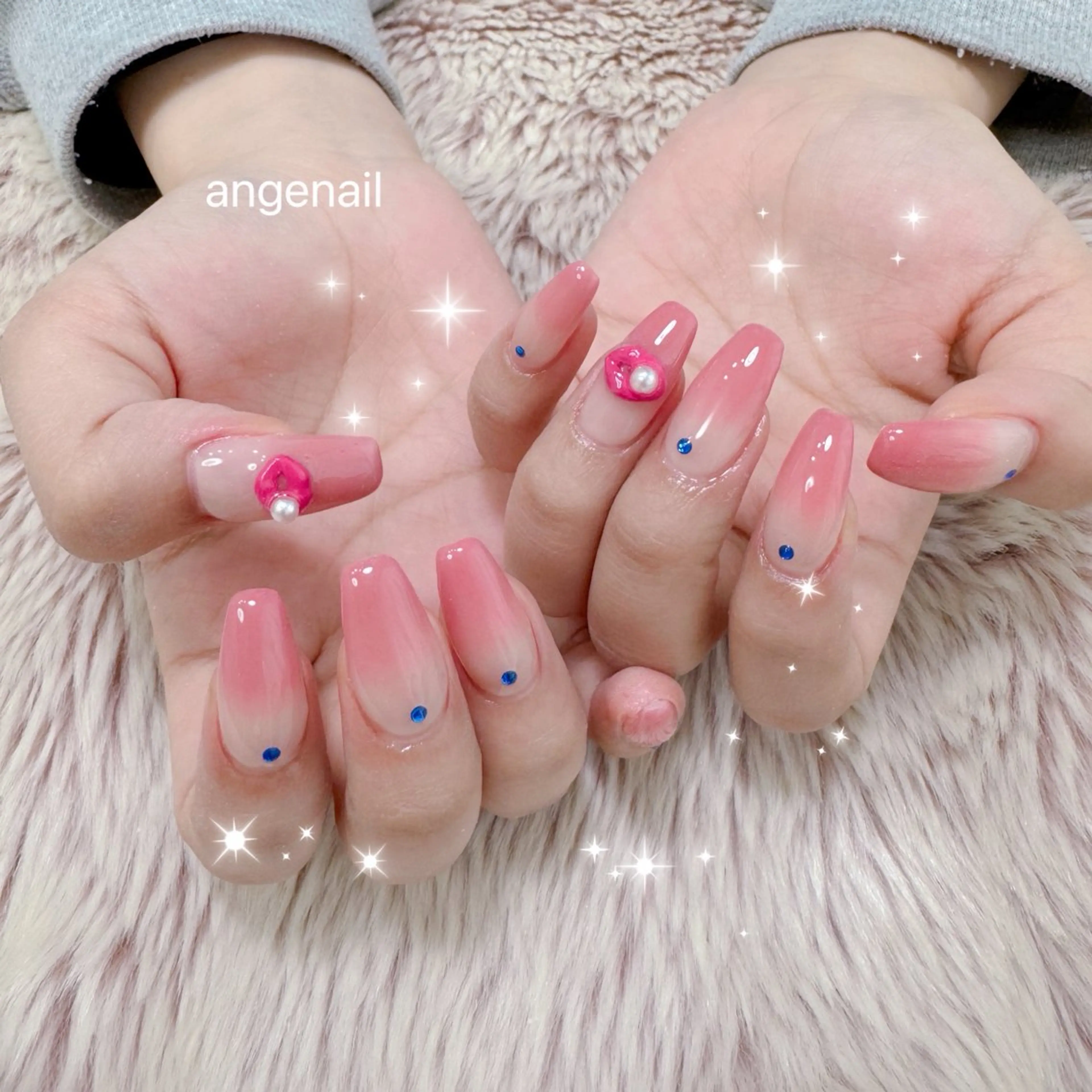 ネイル ハンドネイル オーナーネイリスト MAKIのネイルデザイン