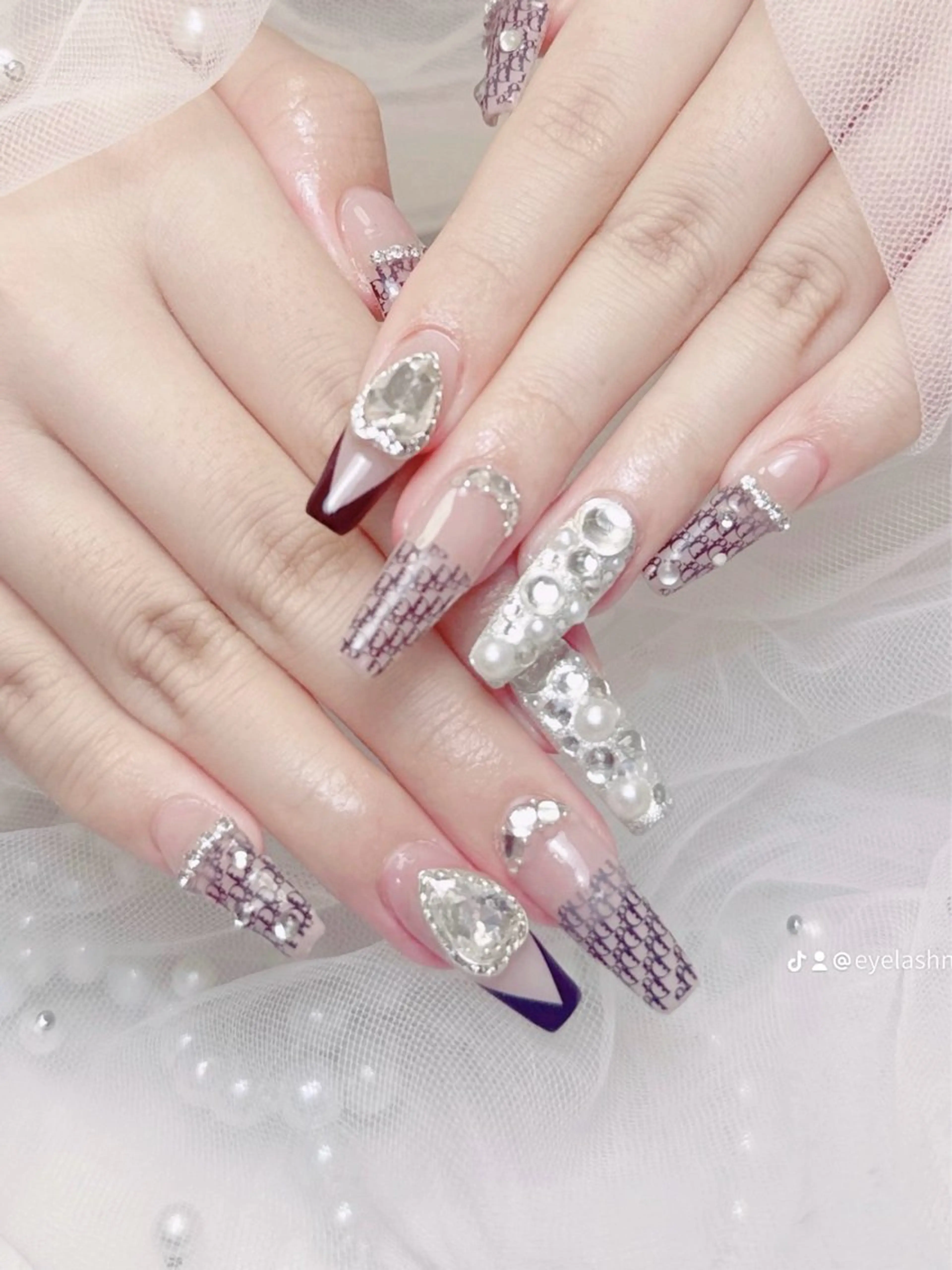 ネイル ハンドネイル ネイルサロン lotusのネイルデザイン