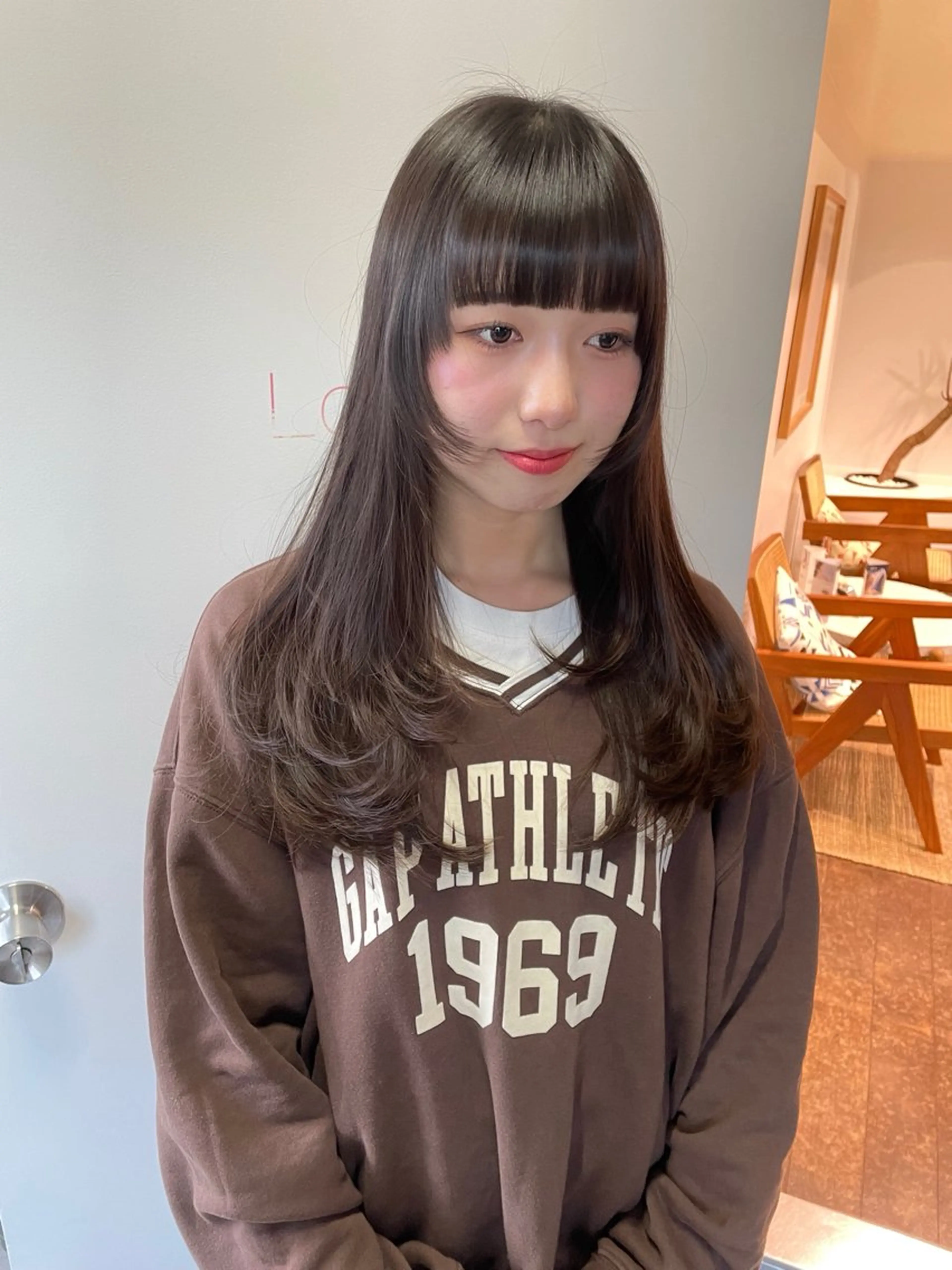 ロング カラー ブラウンカラー マロンブラウン レイヤーカット 小顔カット カット ヘアカラー トリートメント レイヤーカット🎀 kanaのヘアスタイル
