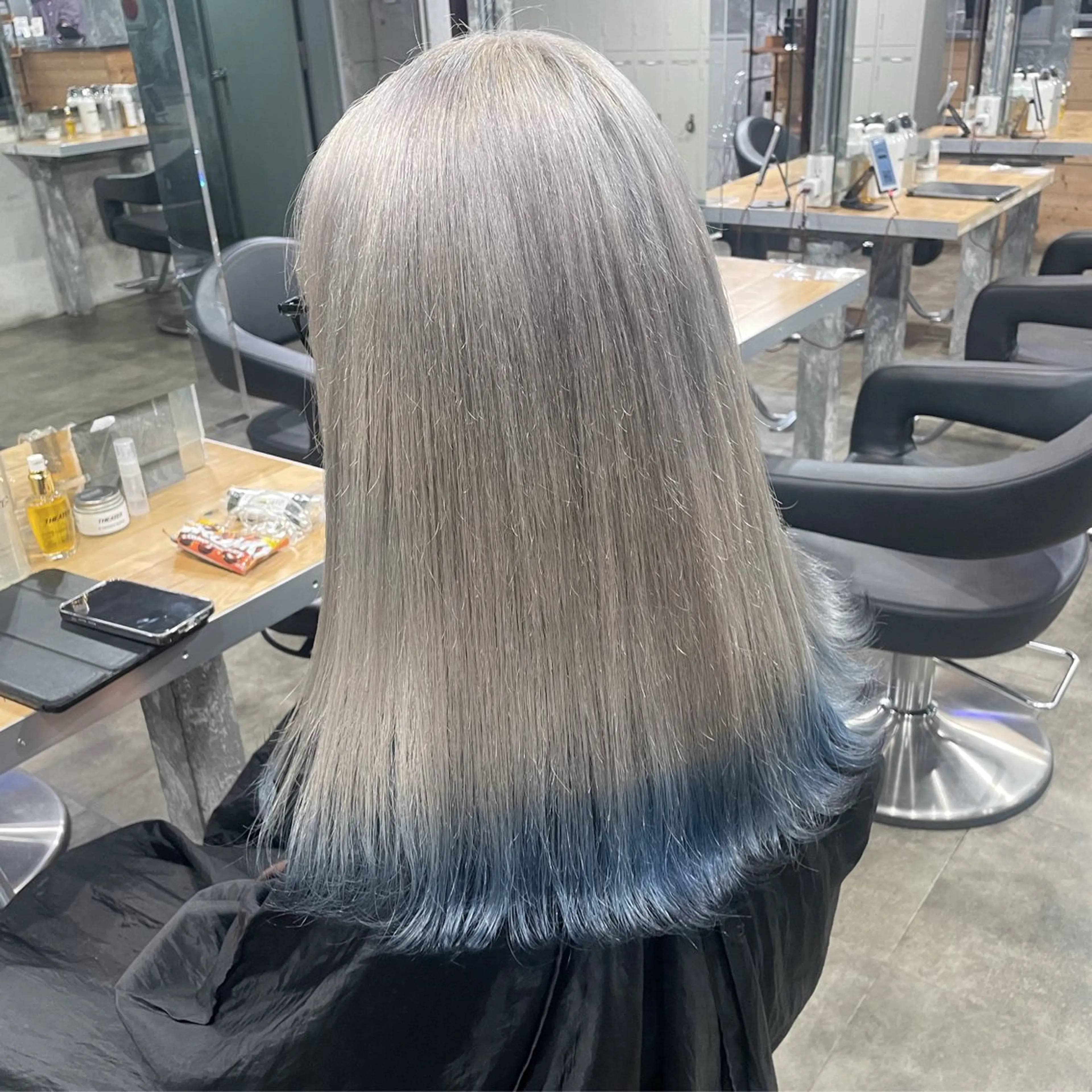 ロング ヘアカラー トリートメント ハイトーンブロンド 横浜💞ミオのヘアスタイル
