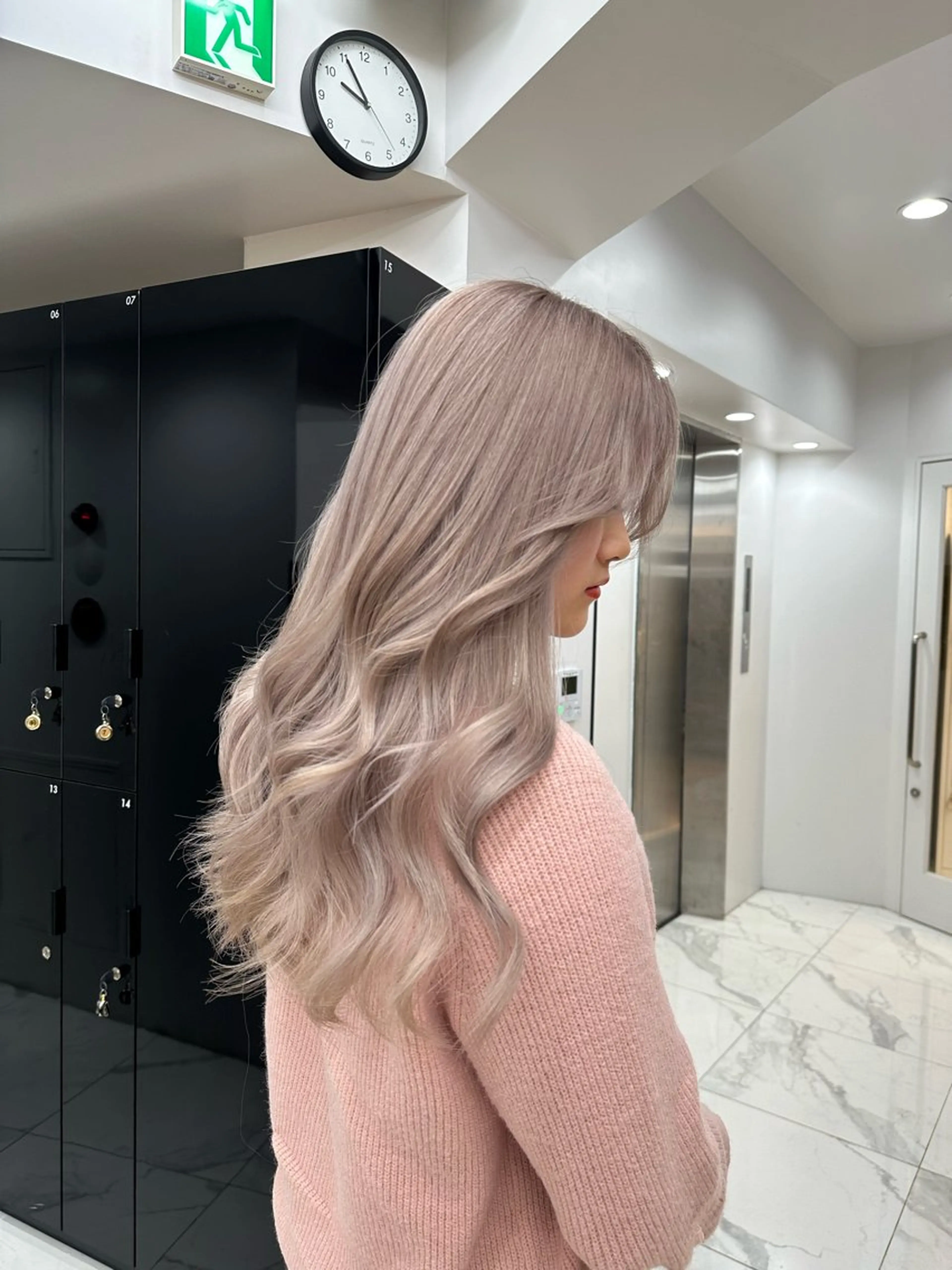 ロング カラー ヘアカラー ZYNX所属・MAHIRO/複雑 履歴/ハイトーンのヘアスタイル