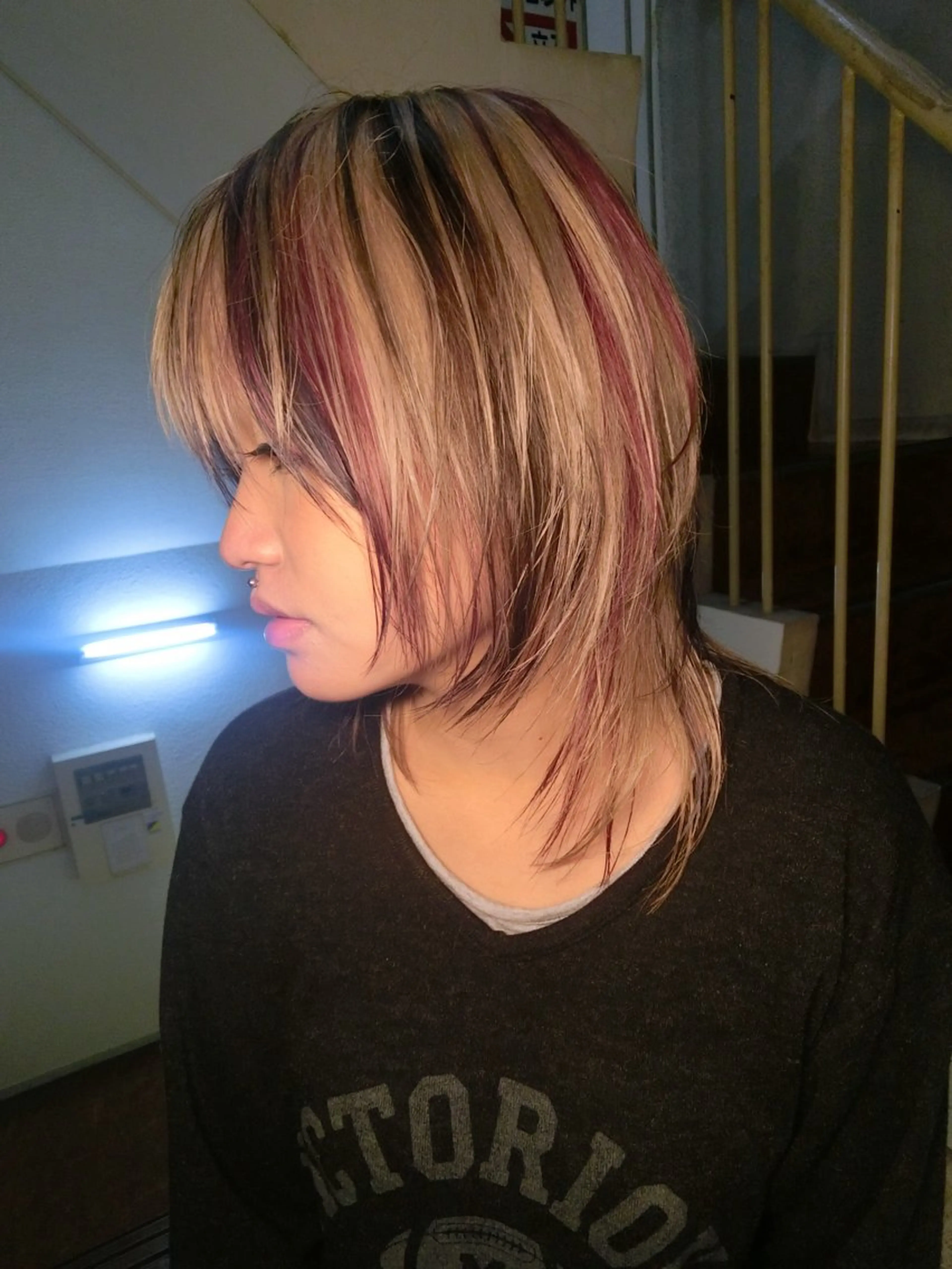 カラー 鳥居 未椰のヘアスタイル