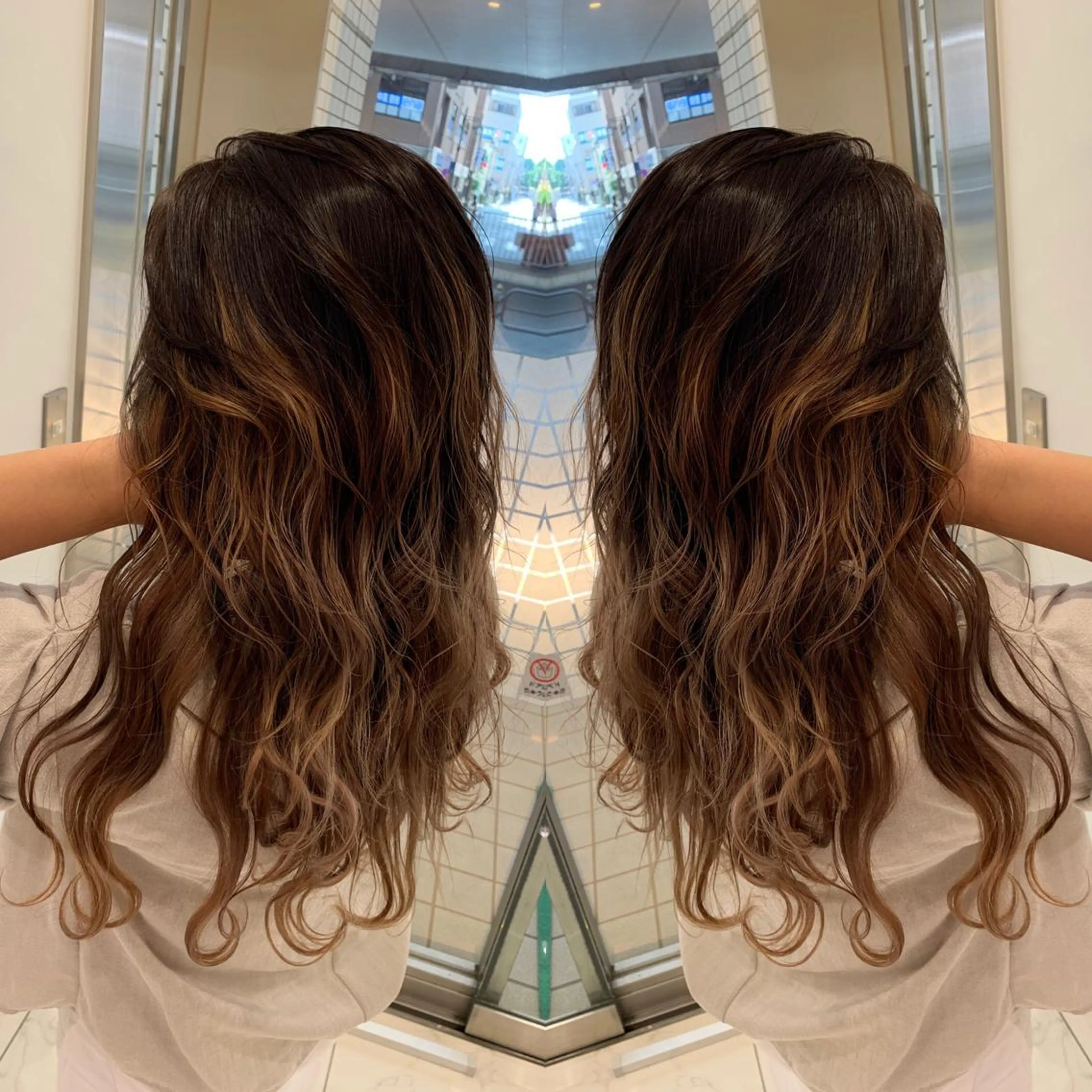 ロング カラー バレイヤージュ レイヤーカット カット ヘアカラー N° jillva ♦️川端裕司♦️のヘアスタイル