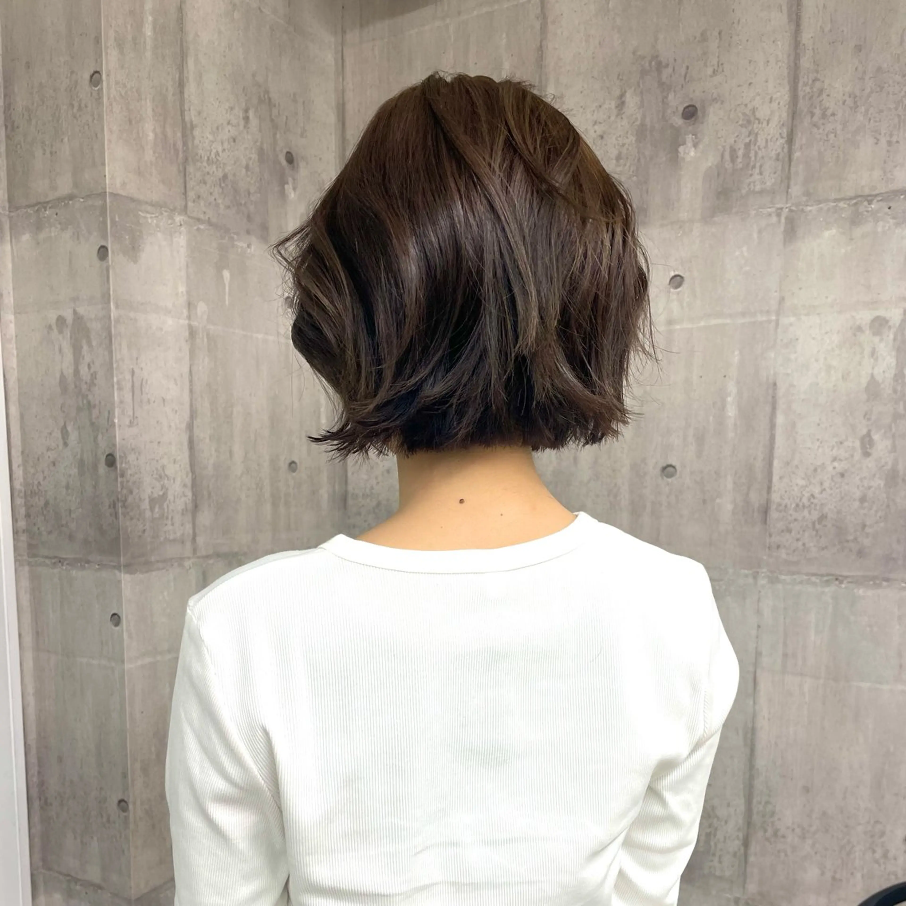 ショート カラー カット ヘアカラー 錦 茉李 @lm.mari03のヘアスタイル